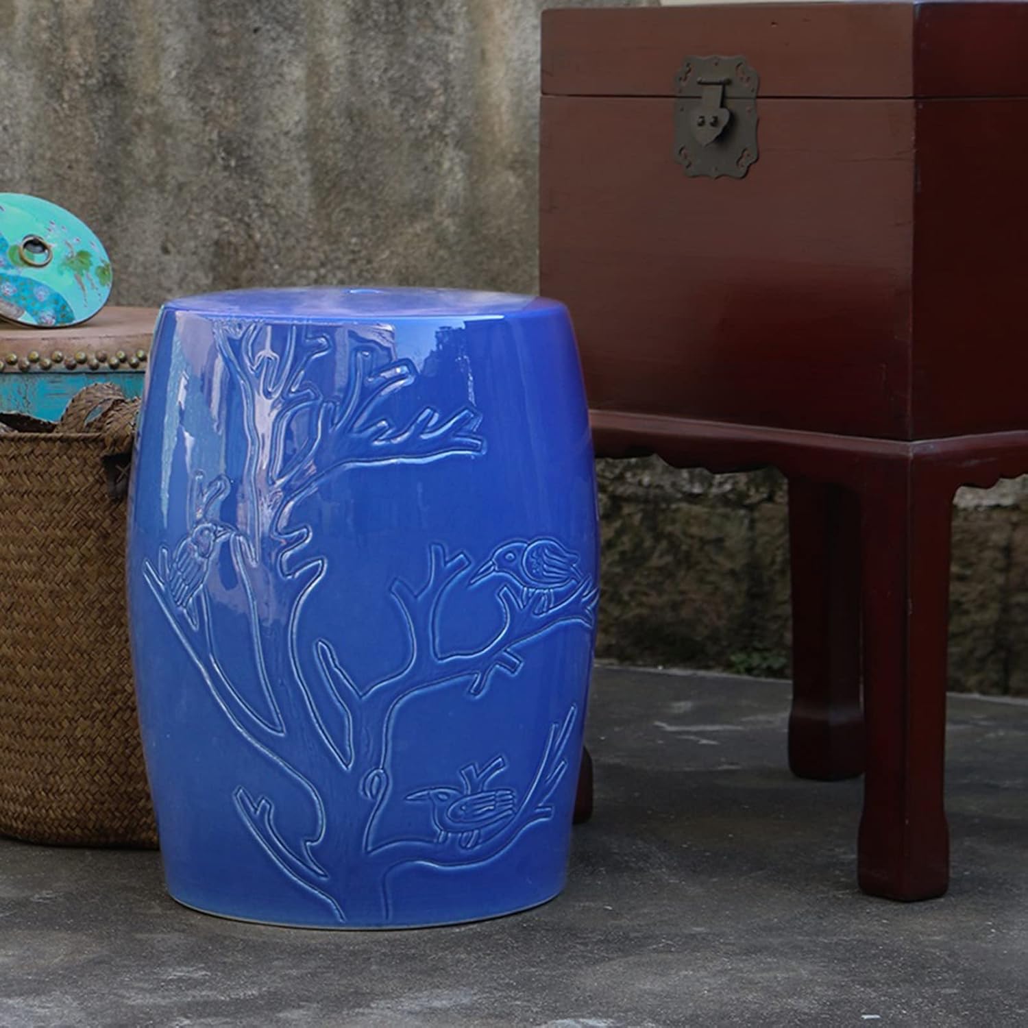 Decorative garden stools, Blue Carved Flower and Bird Ceramic Stools, Retro Creative Living Room Shoe-changing Stools with Porcelain Piers, Classical Chinese Garden Study Stools.
