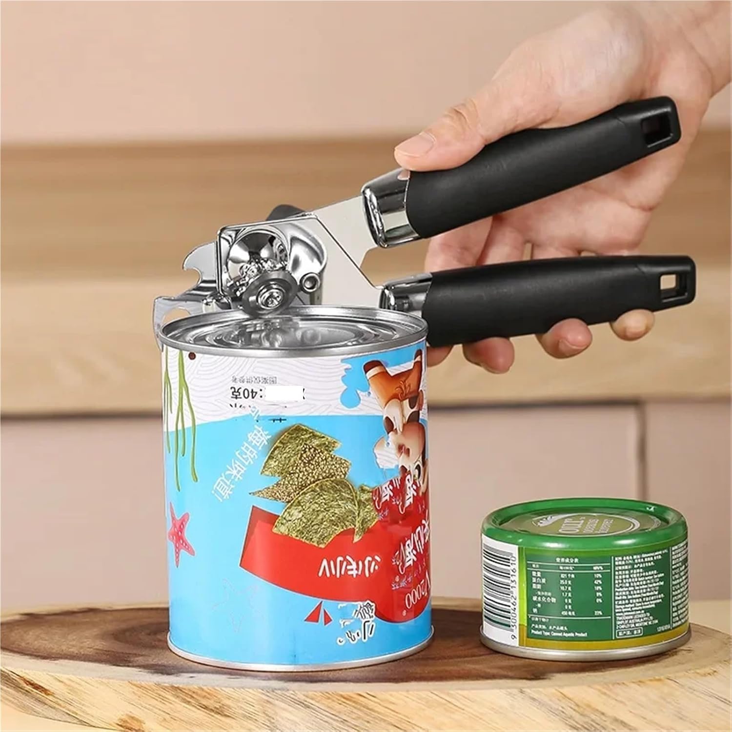 Manual Stainless Steel Can Opener with Bottle Cap Lifter, Two-in-One Kitchen Tool for Canned Goods and Beverages, Side-Cut Lid Remover for Home Use(Style 1)