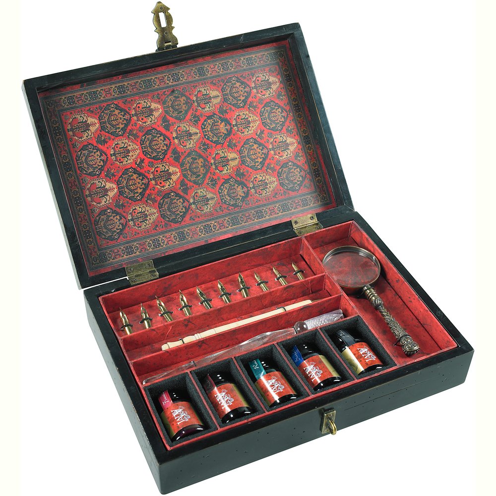 Authentic Models Trianon Travel