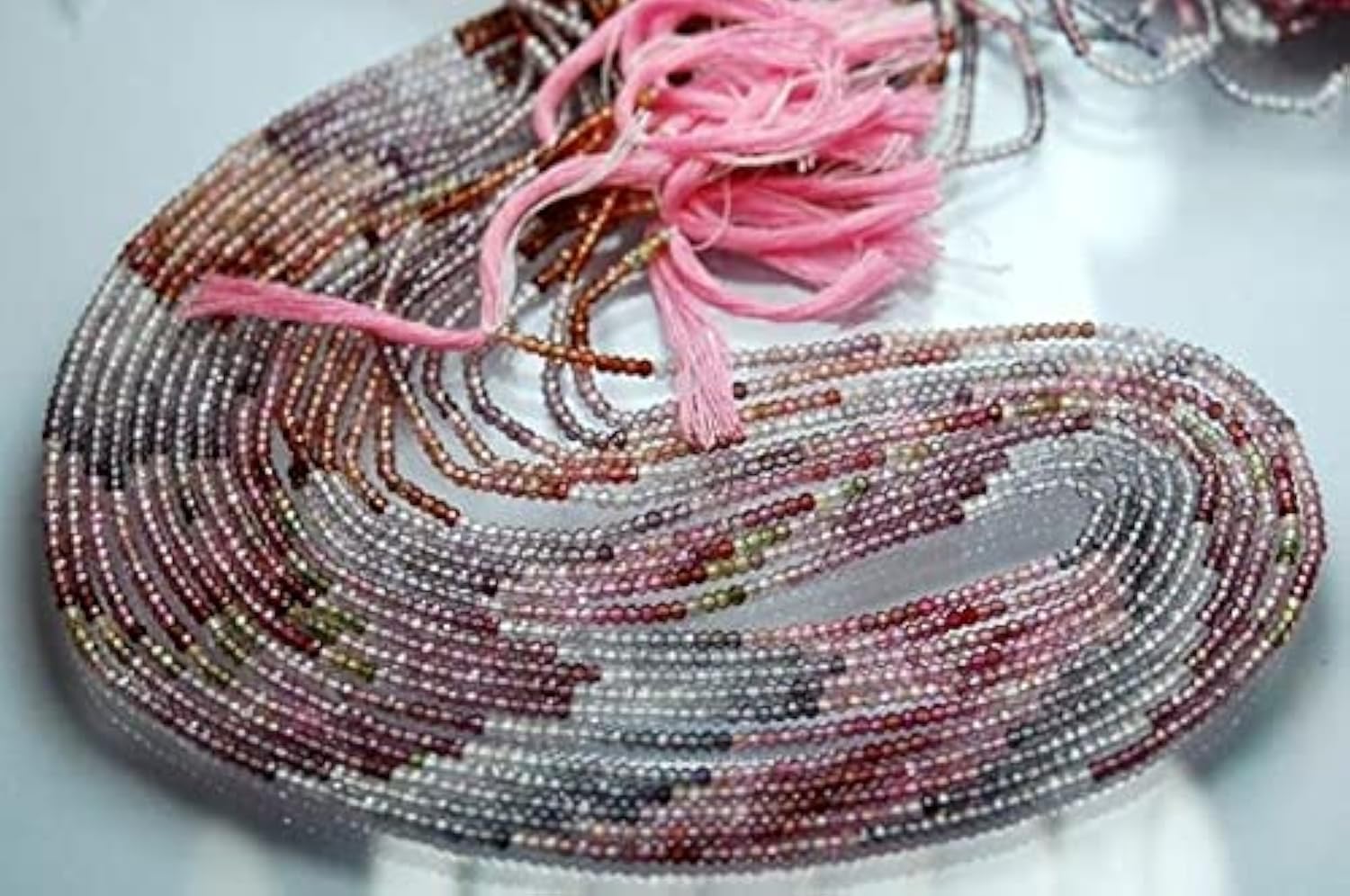 Spinelle naturelle de qualité AAA perles facettées rondelles de 2.60mm pour la haute joaillerie