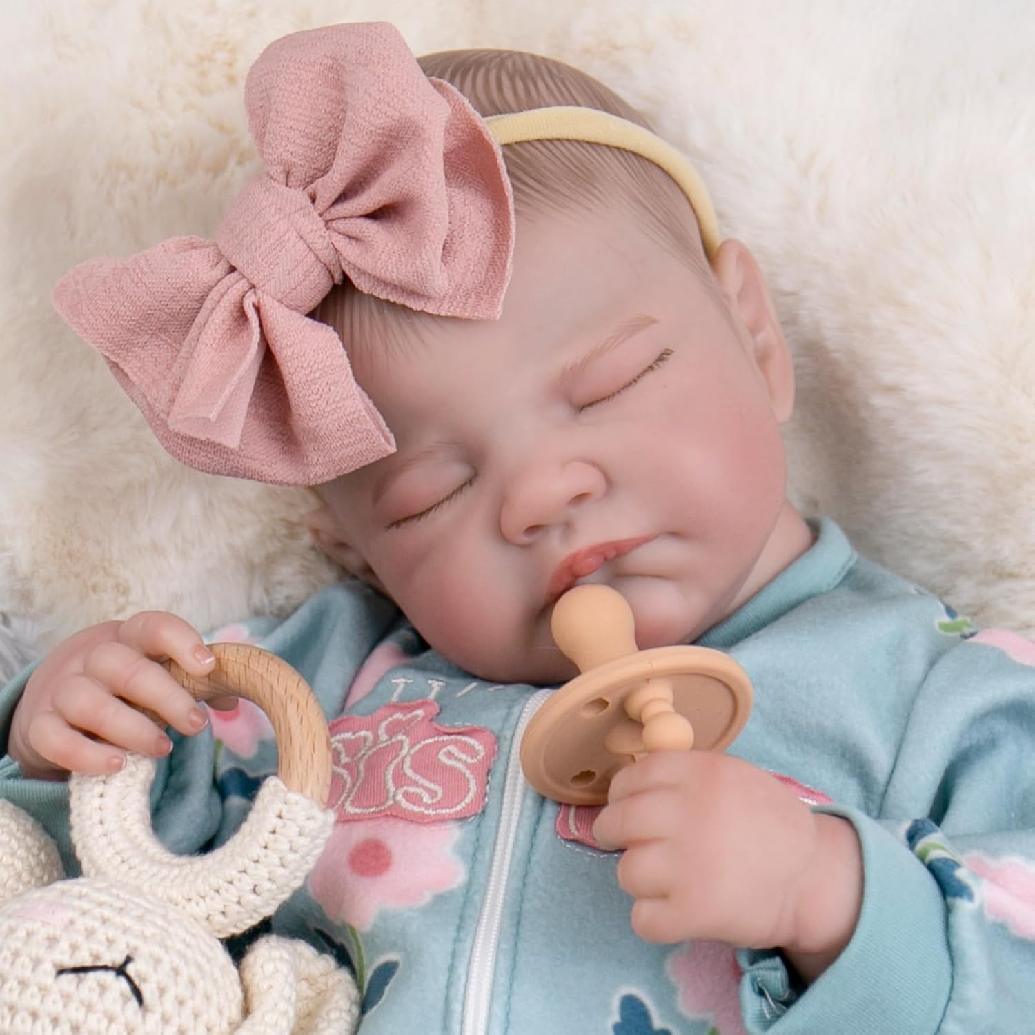 UOFTKIZ Lifelike Reborn Baby Dolls - 20" Realistic Girl Doll, Soft Vinyl Limbs Cloth Body, Gift for Kids 3+, Grandma, New-Parents, Collectors