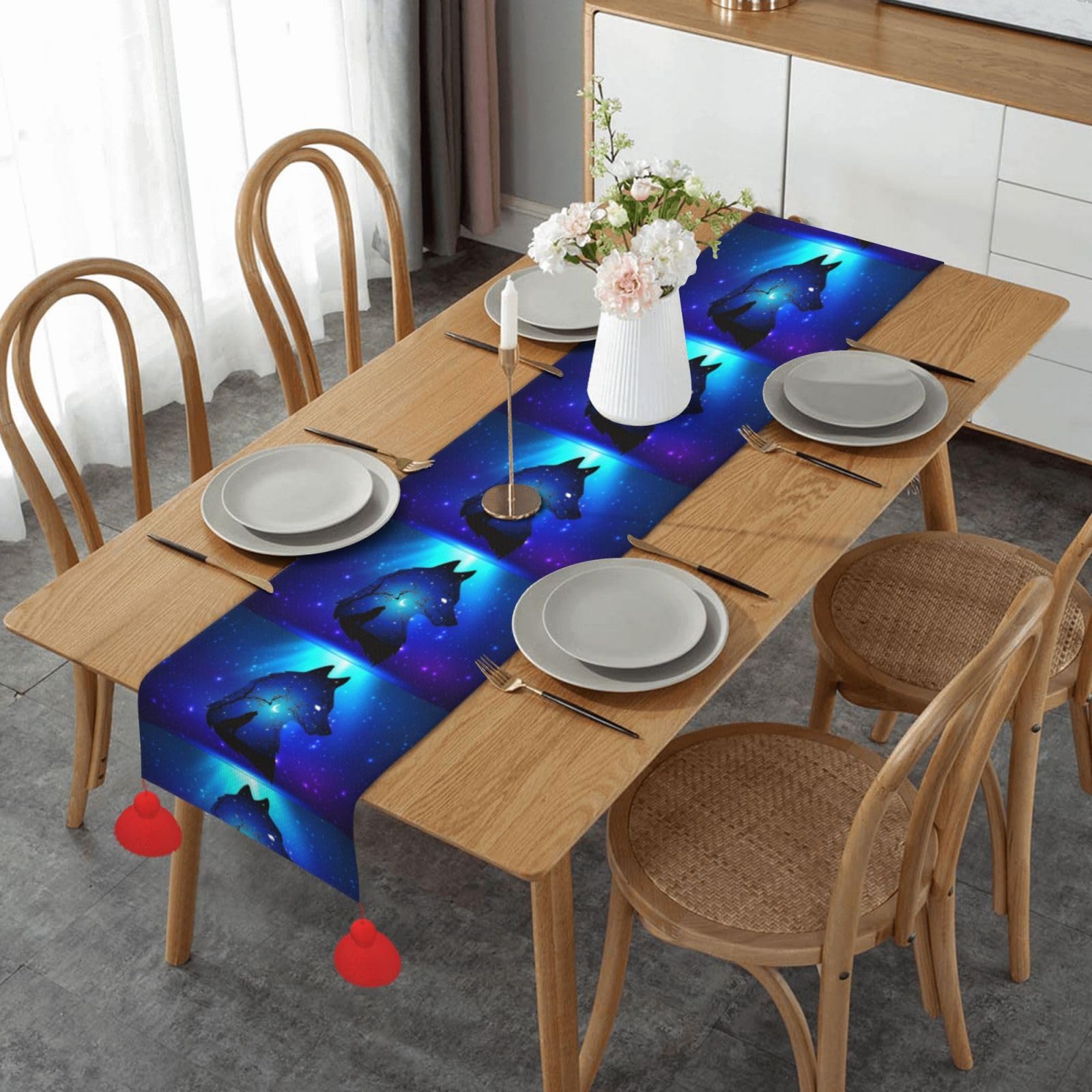 Chemin de table de Noël loup lune pour habiller une table sans nappe