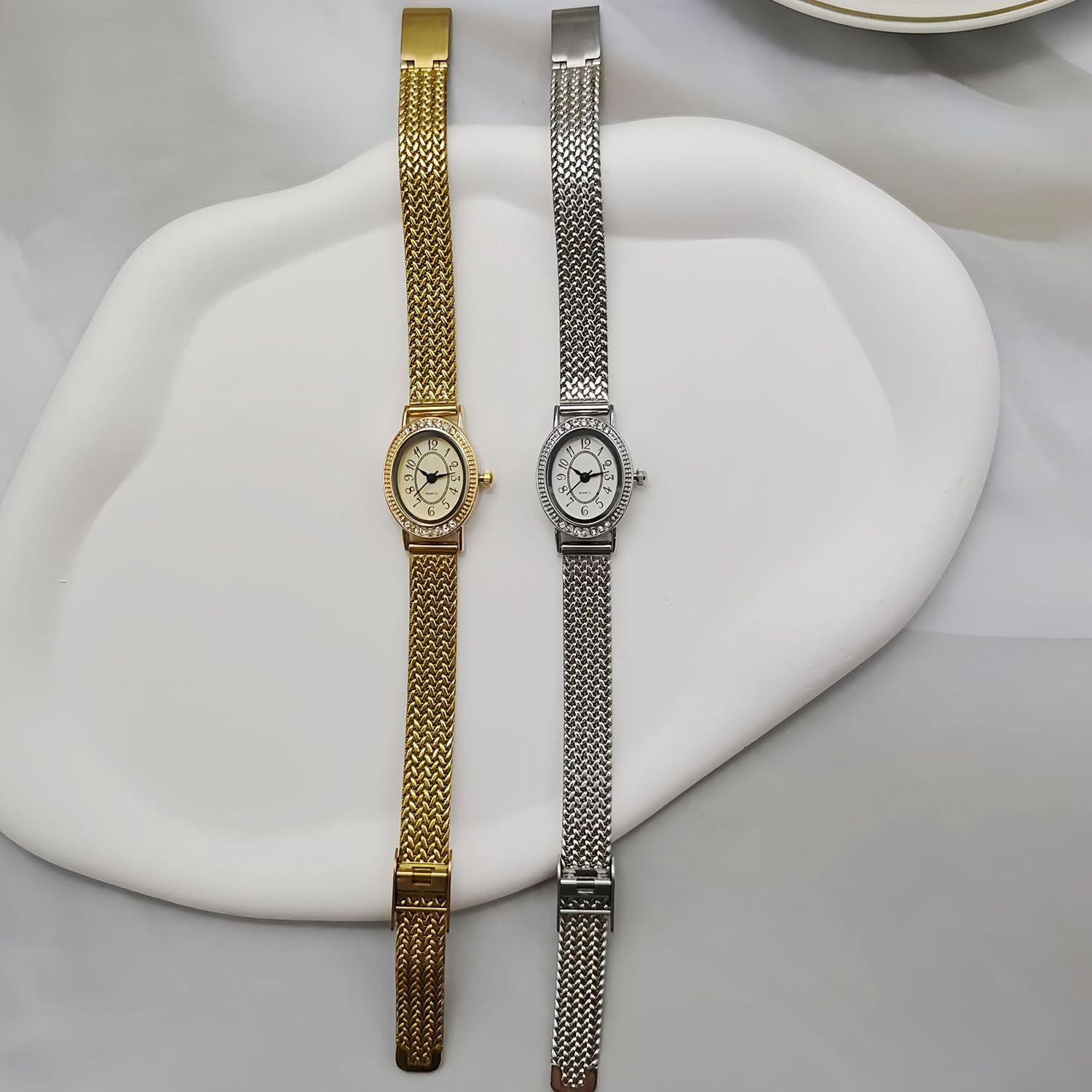 Women's Vintage Oval Watch Luxury Ultra Thin Dial Stainless Steel Watch Band Waterproof Dress Watch - Image 6