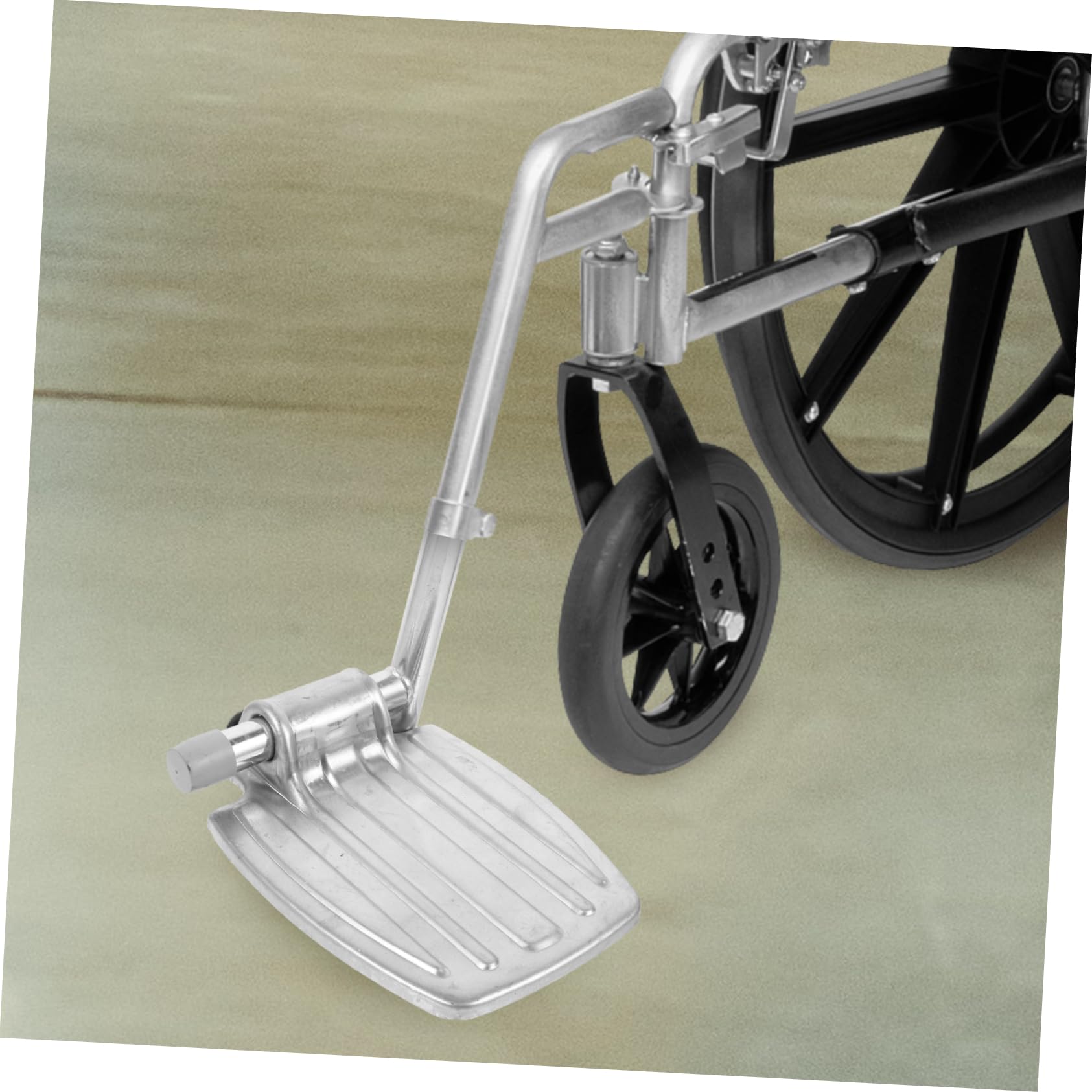 SOLUSTRE Reposapiés Plegables de Metal para Silla de Ruedas, Ligeros, Almohadilla para Piernas, Repuesto para Usuarios de Movilidad Reducida