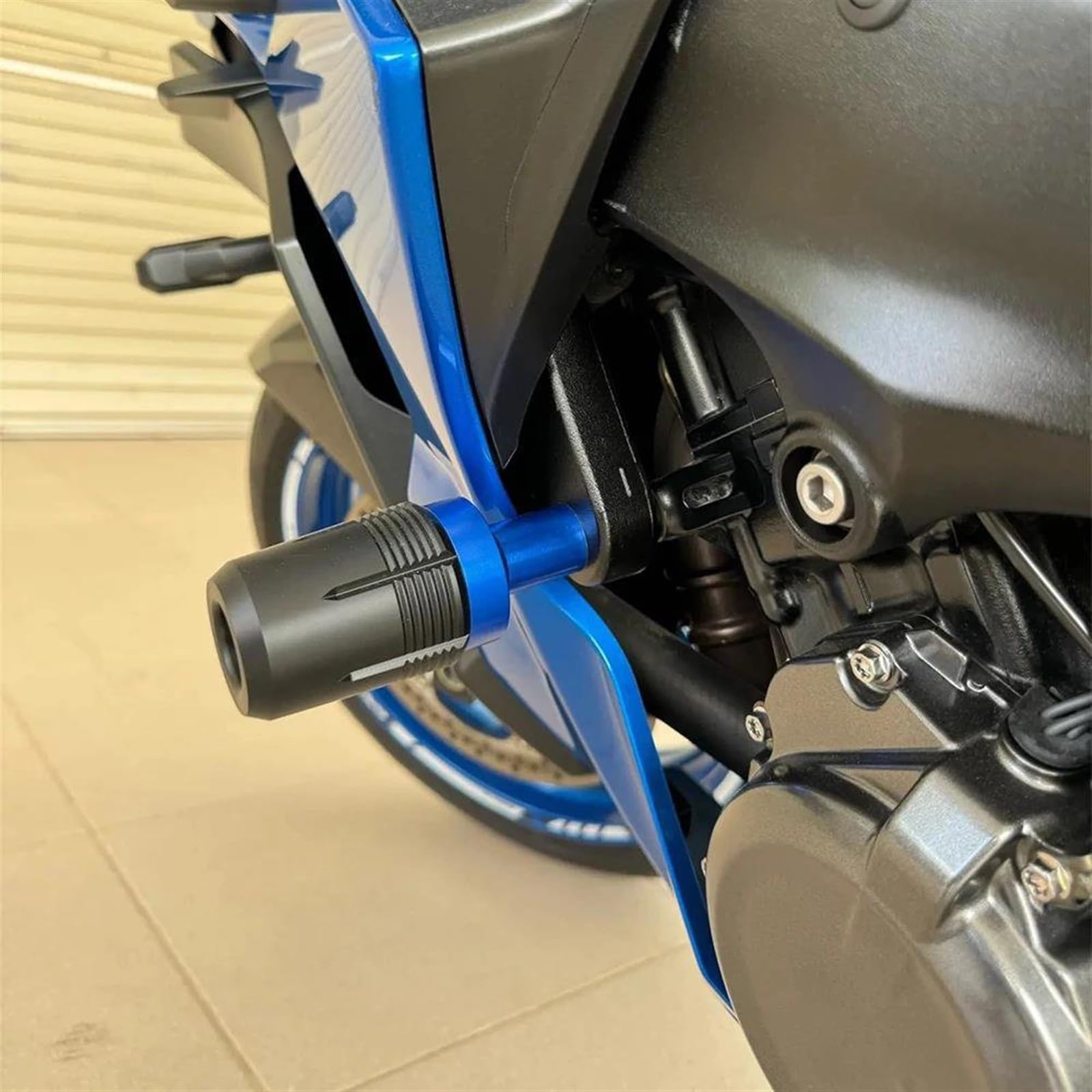 Moto Paratelaio Protector per Yamaha MT03 MT 03 MT-03 2014-2024 Motore Crash Pad Protezione della Carenatura Kit di Protezione Antiurto(Titanio)