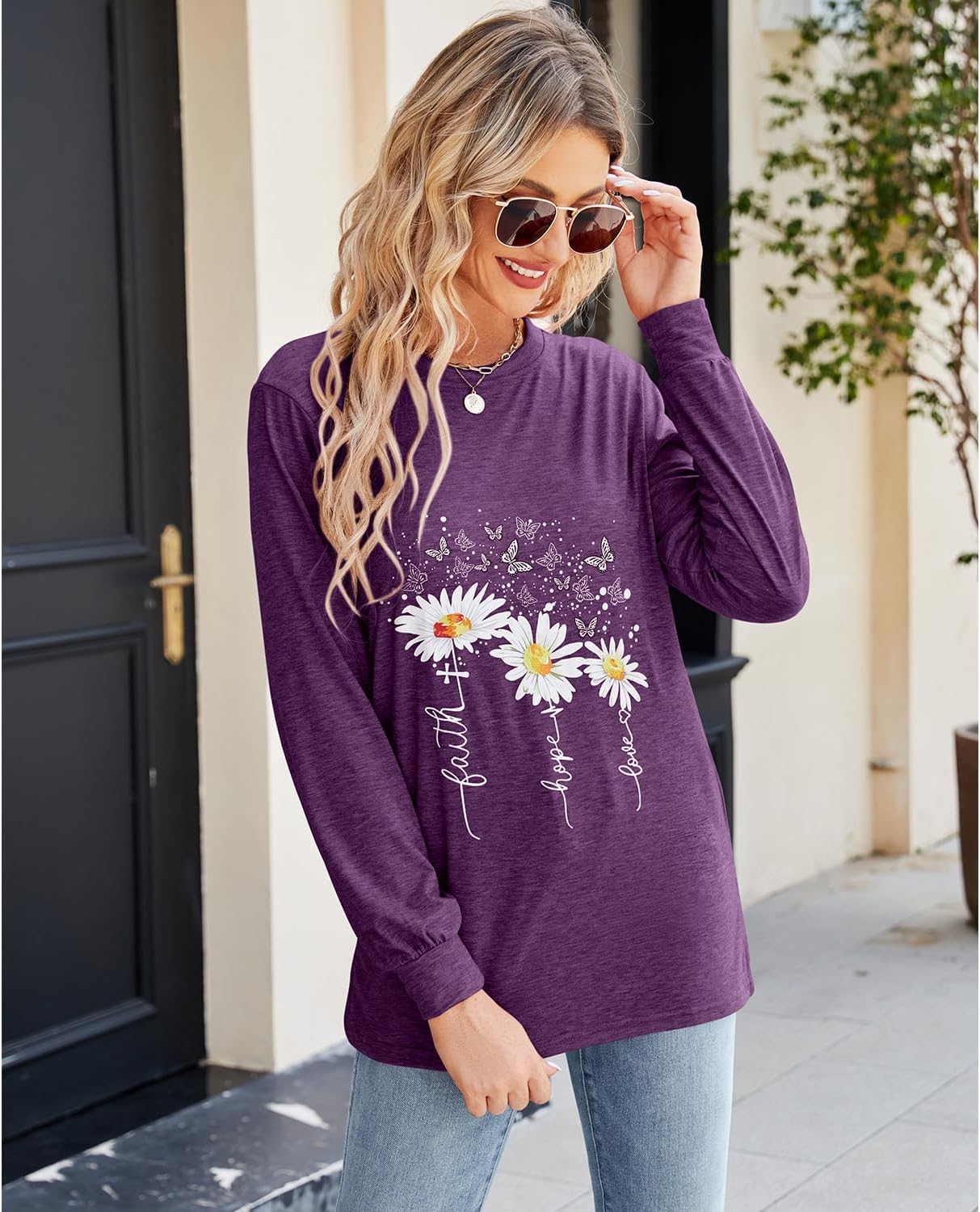 大きいサイズ＞HAPPY FACE ルーズサイズプリントチュニック 通販【ニッセン】 レディース カジュアル 長袖 チュニック トップス おもしろ文字 ひまわり プリント サイドスプリット ルーズフィット プルオーバー