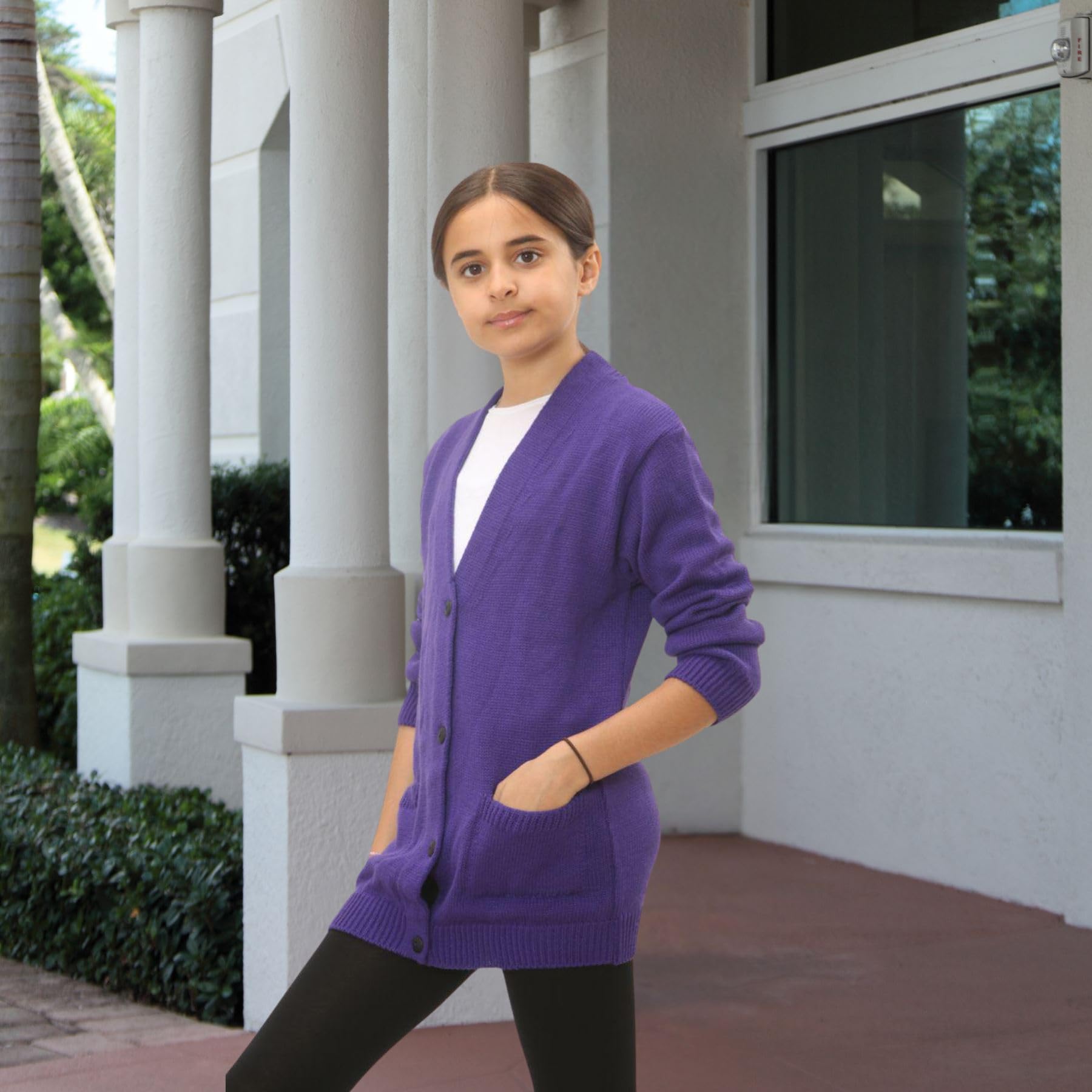Cardigan a maniche lunghe con 4 bottoni, maglione per bambini con scollo a V in maglia fine, cardigan scolastico per ragazze e ragazzi con due tasche frontali, maglione leggero e casual