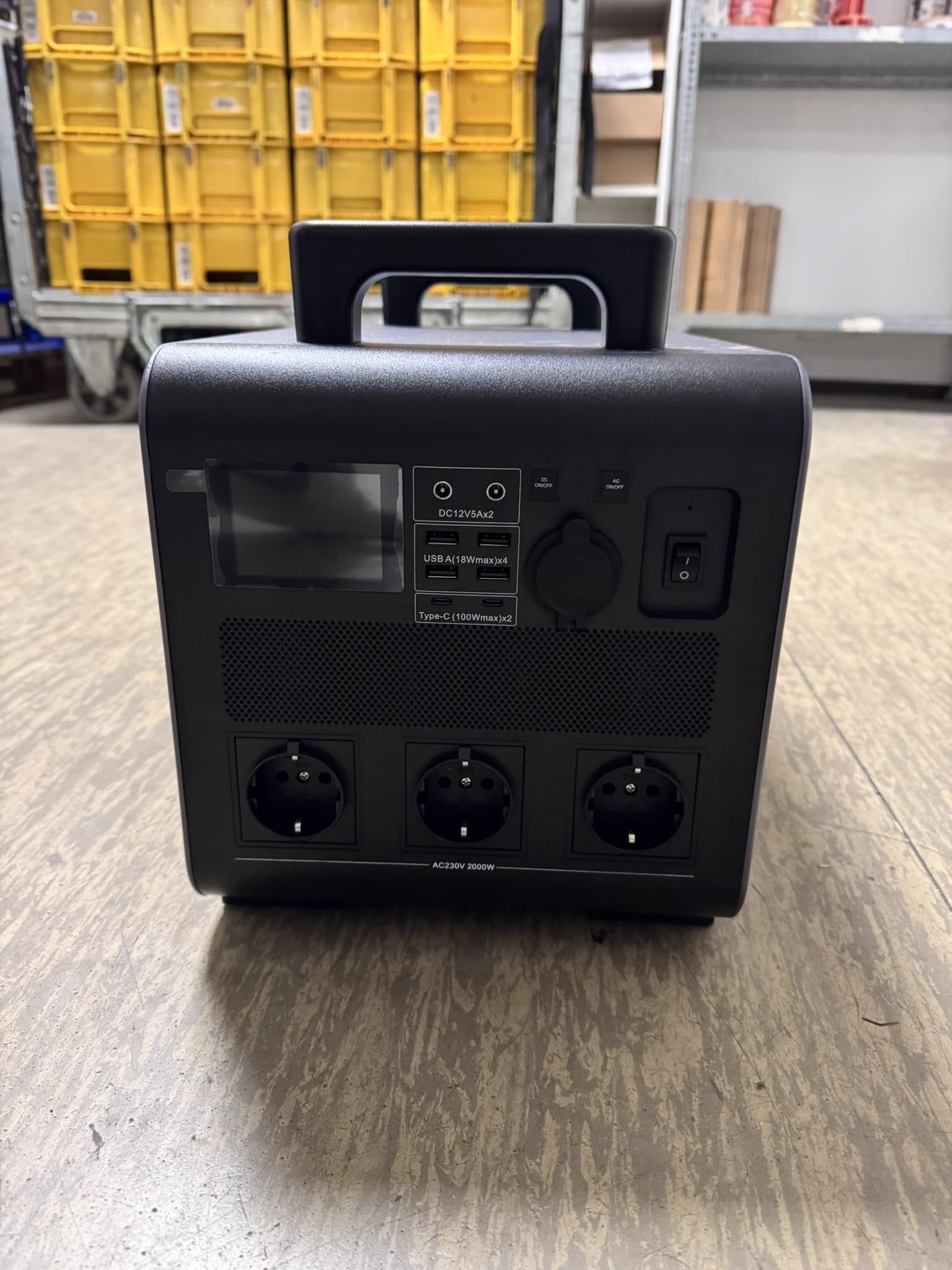 Landport LP2000 PRO Powerstation 1920 Wh (2000 W) – Estación de alimentación móvil con 3 × AC, 2 x USB-C (100 W), 4 puertos USB-A, 12 V coche y CC – para camping, obras y energía de emergencia – Carga