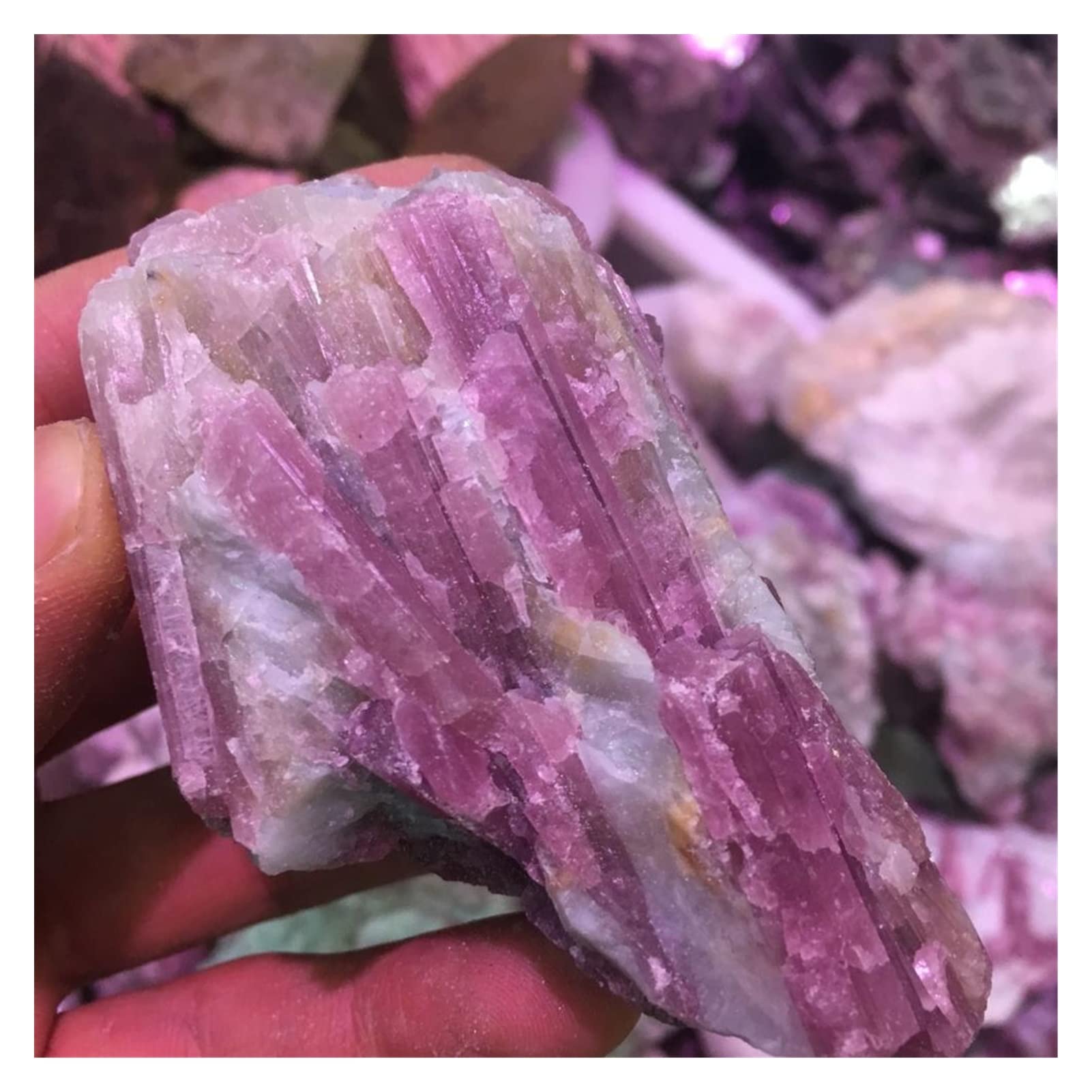 Amazon.co.jp: 天然赤トルマリン原石ルベライト石結晶標本 飾り (Size