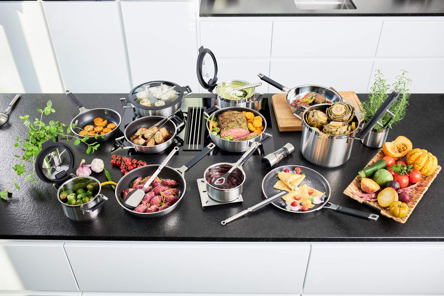RÖSLE Batterie de cuisine 4 pièces SILENCE PRO - Lot 3 faitouts et 1 Casserole Acier Inoxydable 18/10 - Graduation Intérieure, Conviennent pour l'Induction, Passe au Lave-Vaisselle
