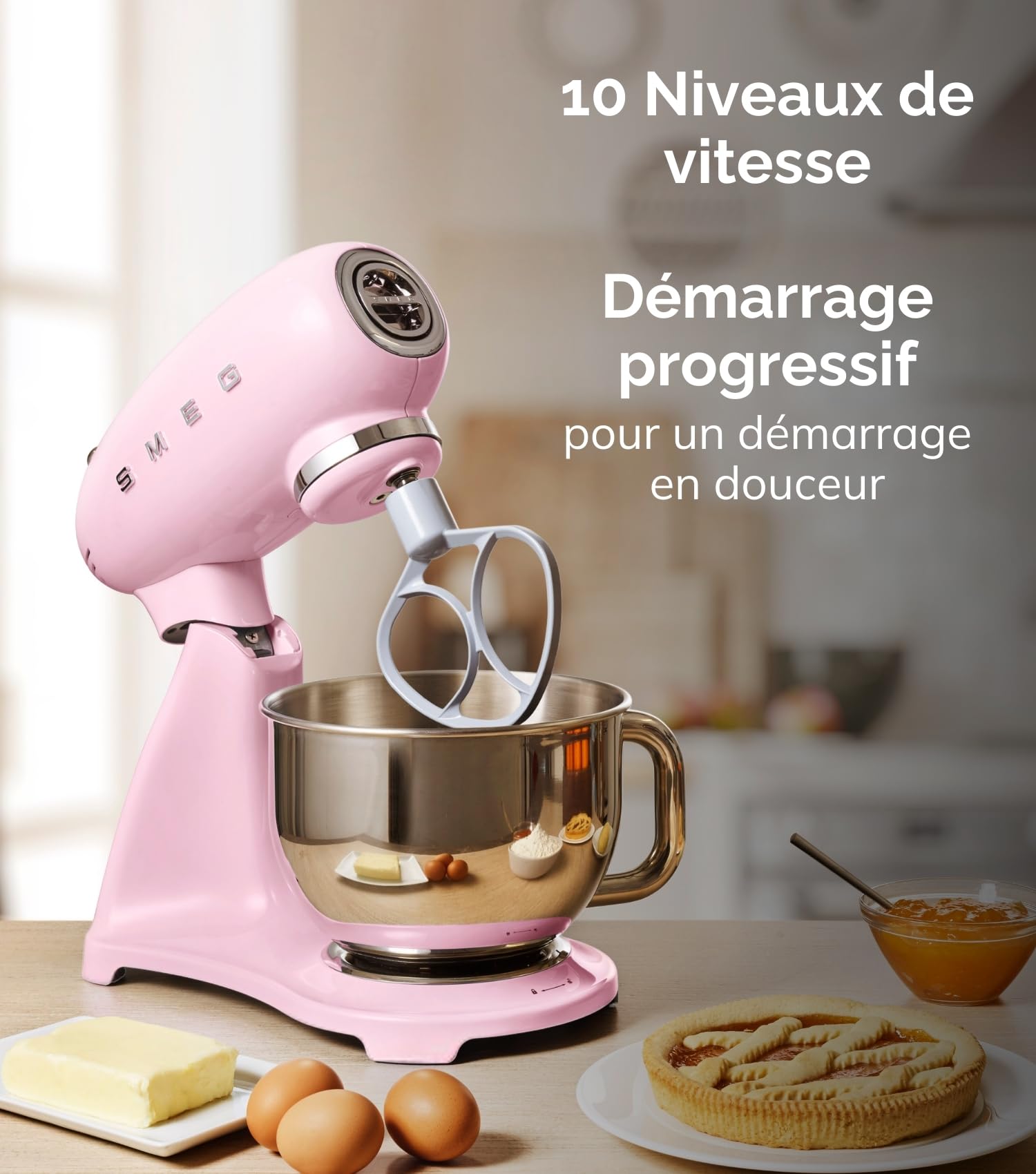 Smeg, Robot Pâtissier SMF03CREU, 10 Niveaux de Vitesse, Fonction Mise en Marche Progressive, Bol 4,8 L, Verrouillage Moteur de Sécurité, 3 Batteurs, Crochet et Couvercle Fournis, 800W, Crème