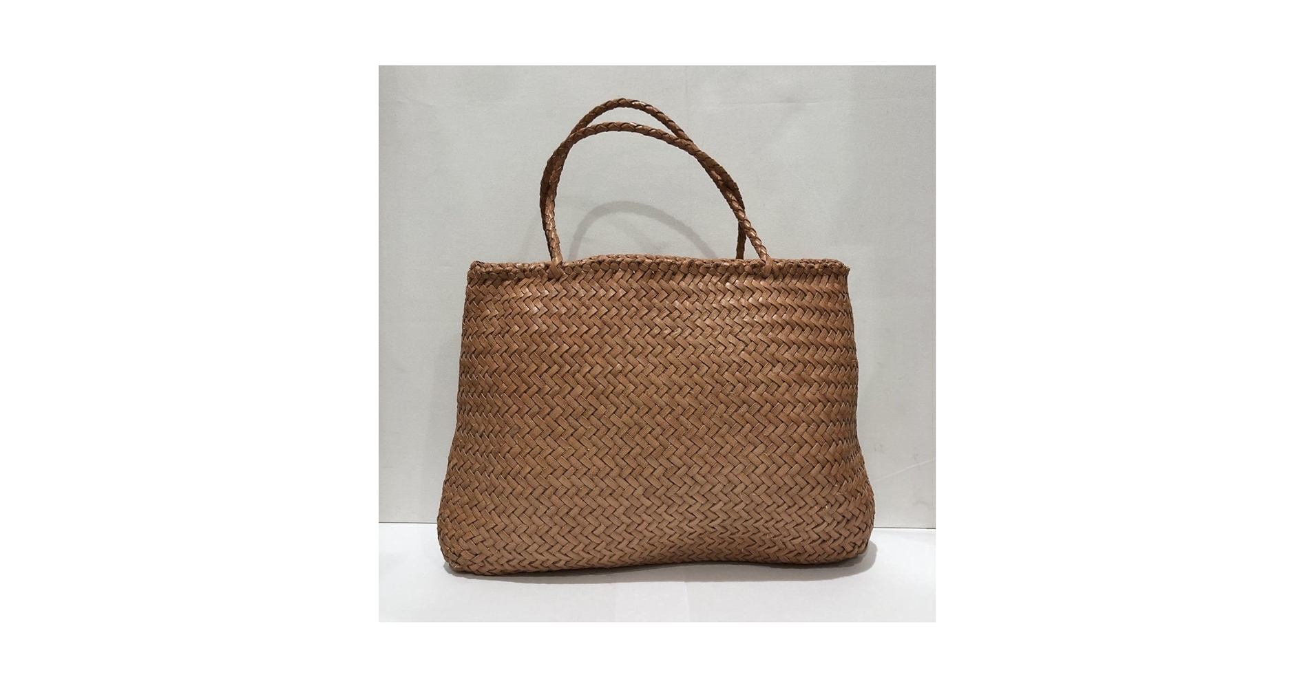 ✿美品✿ セントクリストファー 編み込みレザー かごバッグ/トート  Amazon.co.jp: st christopherセントクリストファー トート