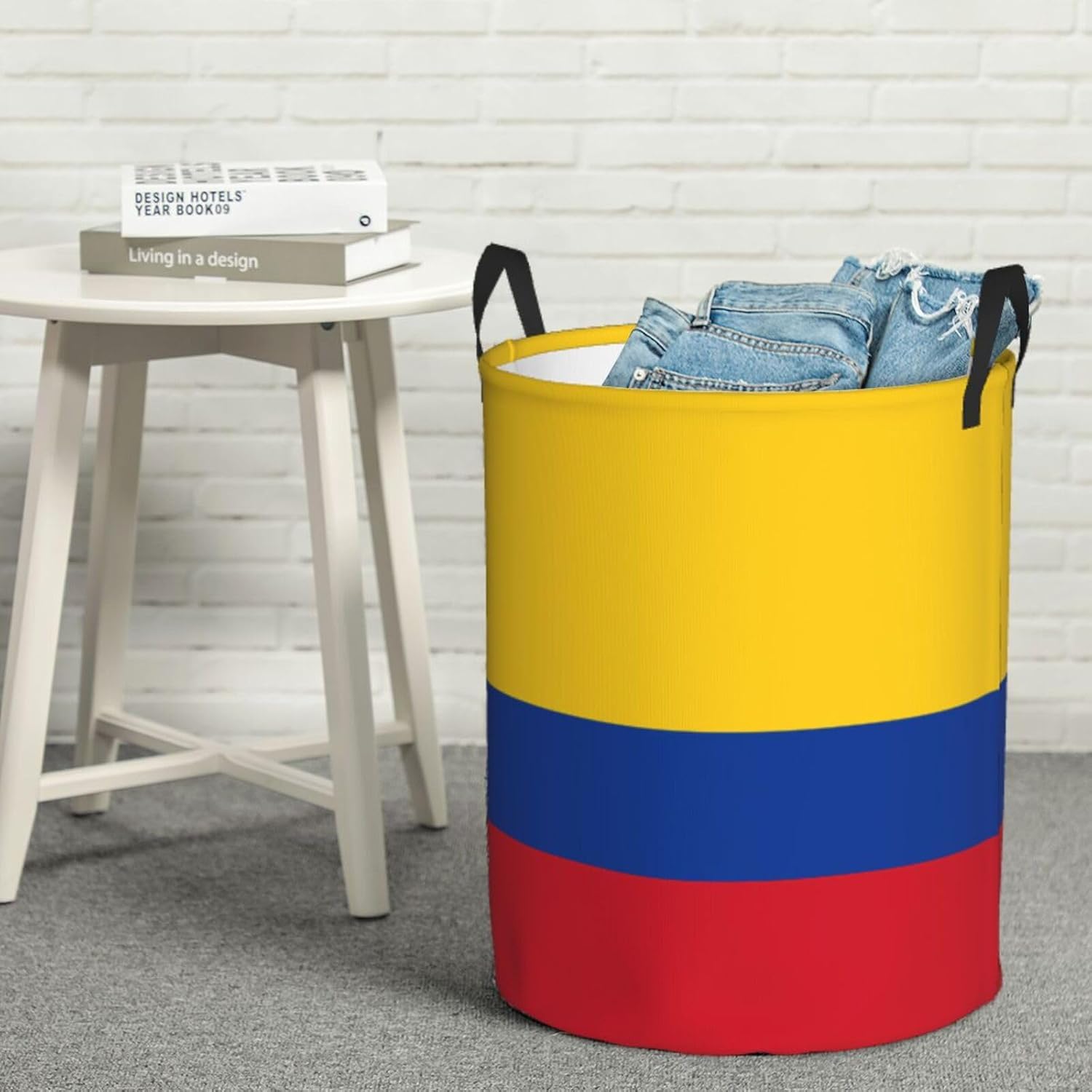 Flag of Colombia Bedroom laundry basket, clothes storage basket with handles, portable round single layer laundry basket