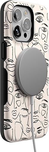 Vista 1167 de Casely Funda para iPhone 15 Pro Jardín Secreto Flores mixtas Funda atrevida Compatible con MagSafe y botón de acción Jardín Secreto Floral