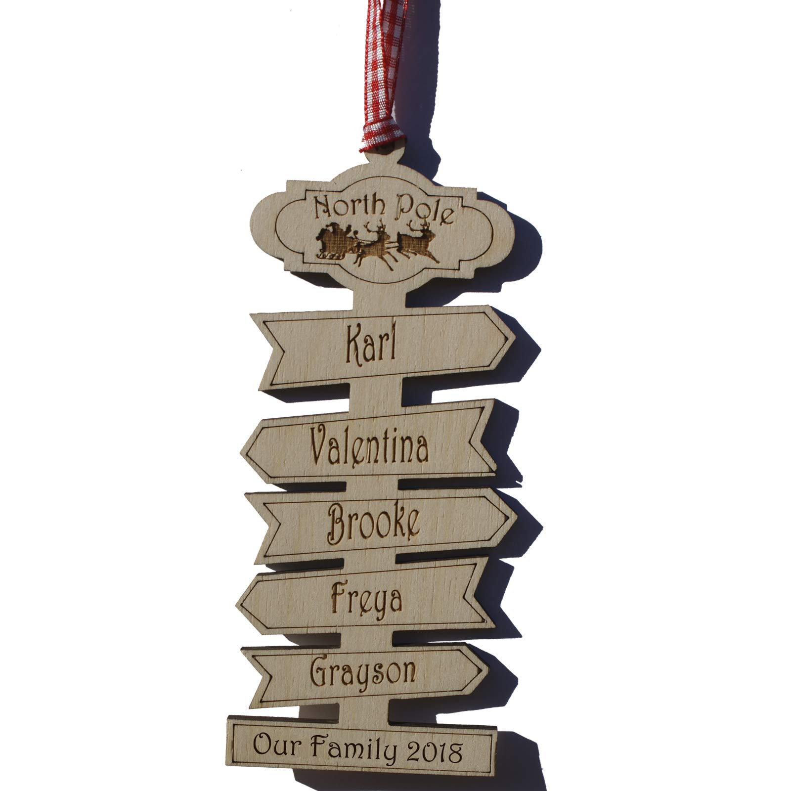 GPG LtdPersonalised North Pole Family Christmas Decoration – up to 7 Names available with your own personal message below and organza gifting bag. (5 Names)
