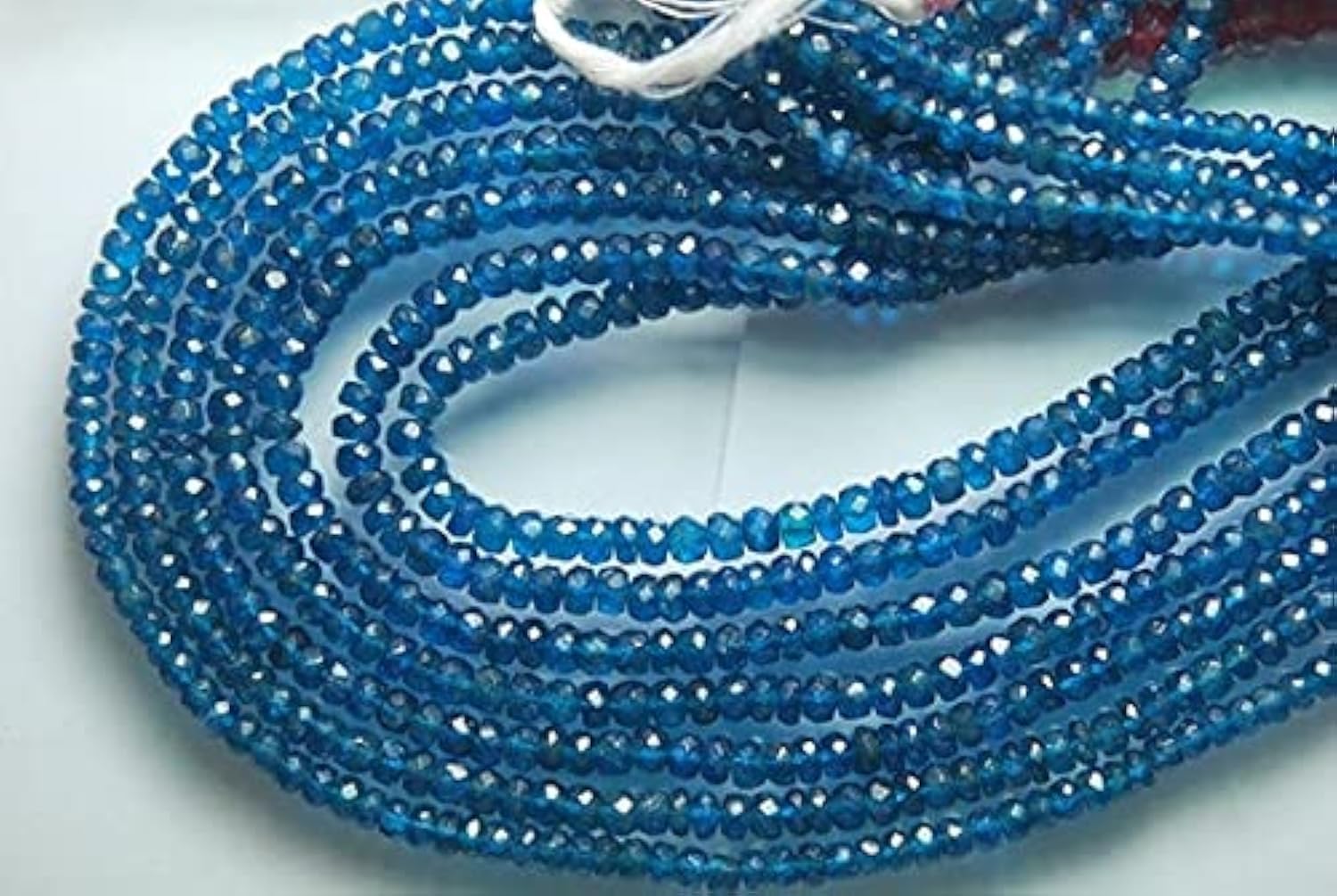 Apatite bleue néon fil de 14" perles 4.5mm calibrées sans défaut pour enfilage facile