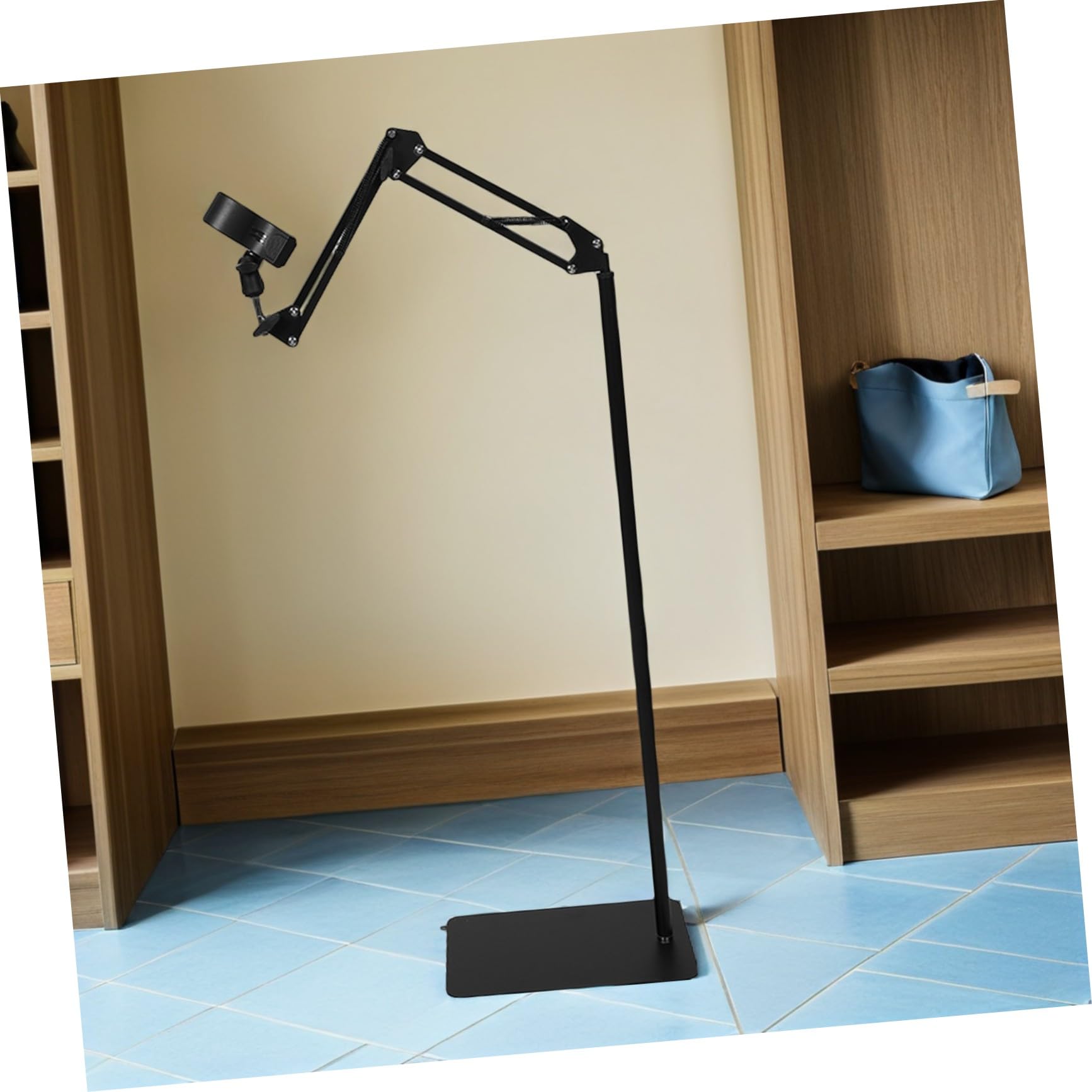 Soporte Ajustable para Secador de Pelo de Pie en Hierro Negro | Brazo Giratorio y Altura Regulable, Estructura Plegable, Abrazadera Antideslizante con Medida 3,2-6,4 Cm
