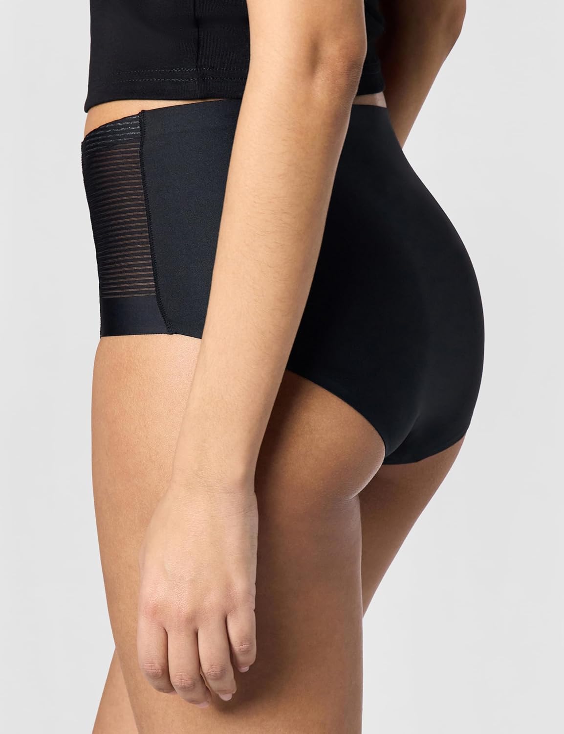 Yummie womens Non-shaping Bonded Brief With Mesh - Image 3