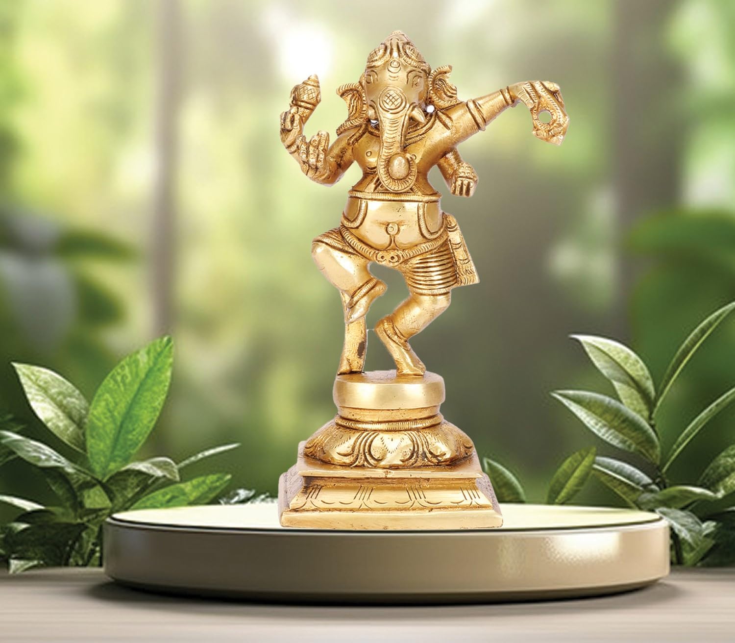 Idolo decorativo in ottone di Ganesha danzante per il tempio domestico, statua di Ganesha per la casa, statua del Signore Ganesha, dimensioni - 15 cm