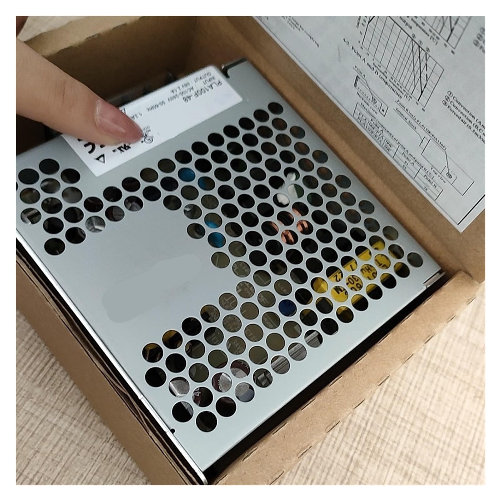 TSCFHGQI PLA100F-48 100W INPUT AC100-240V 50-60Hz 1.2A OUTPUT 48V 2.1A Switching Power Supply