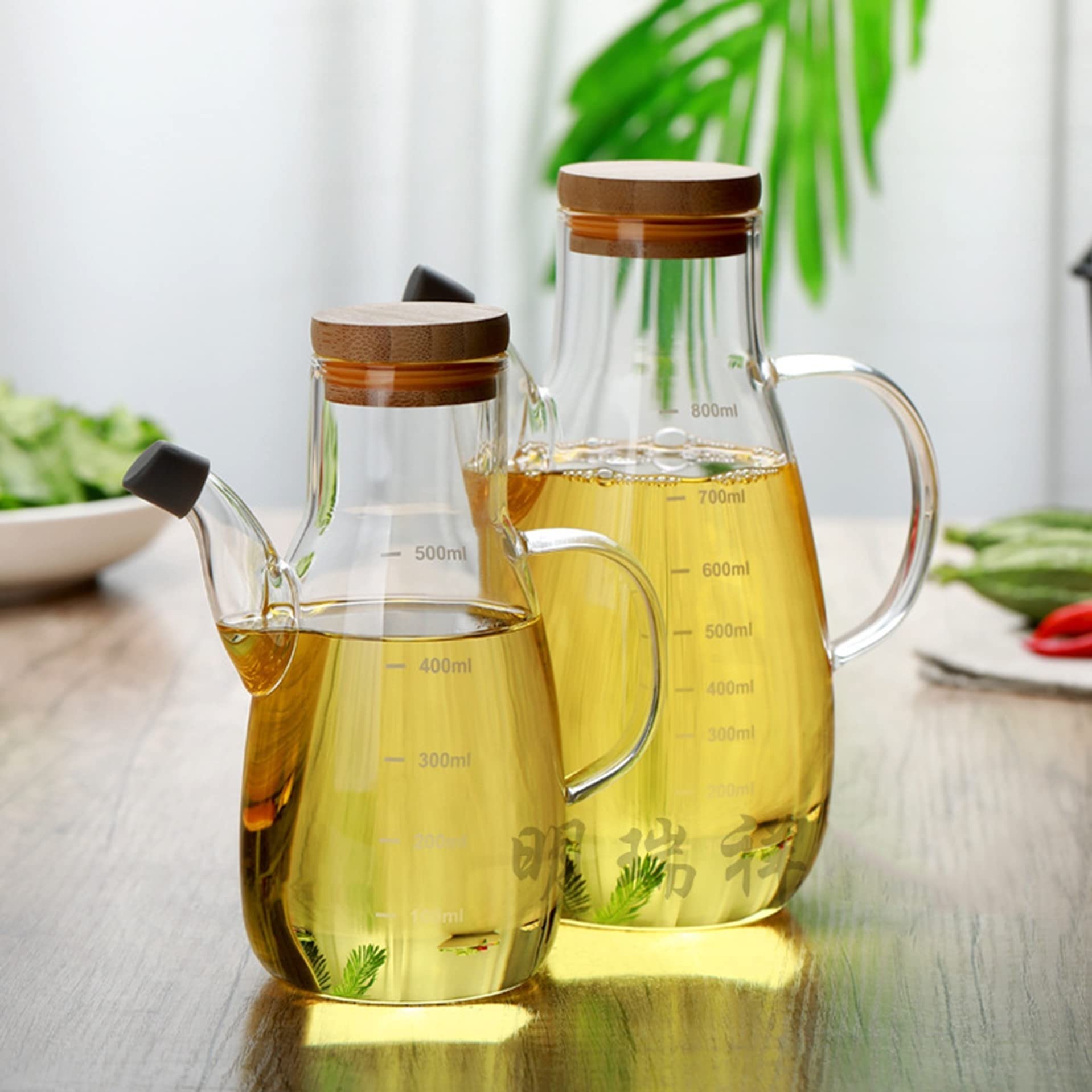 Butelka z dozownikiem oliwy z oliwek, szklana butelka na olej bez kapania, wysoki pojemnik ze szkła borokrzemowego, na warzywa i oliwę z oliwek, 500 ml