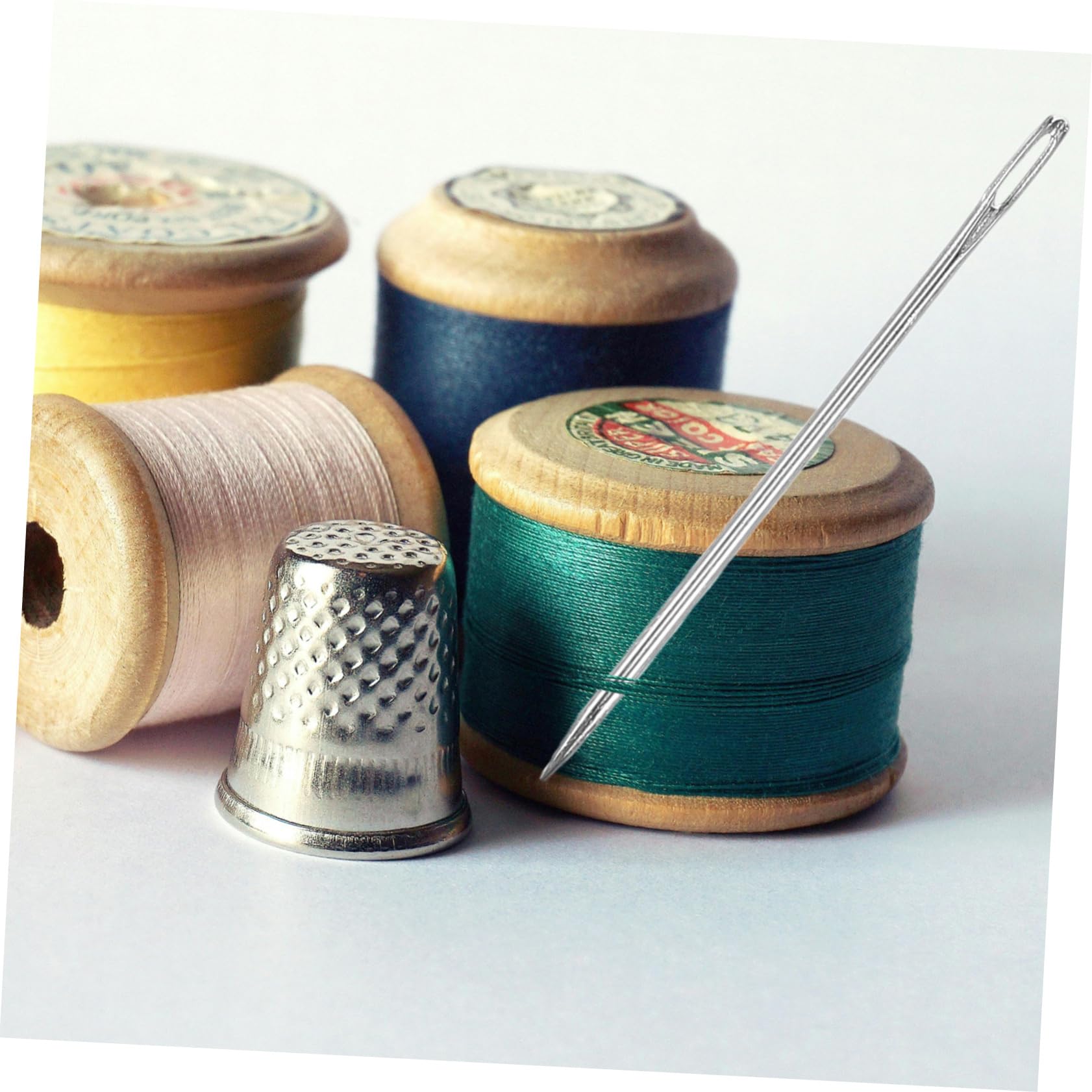 Kit 34 Aiguilles à Coudre Gros Chas En Acier - Inclus Découseur, Enfile-aiguilles, Dés à Coudre - Pour Couture Main, Broderie, Matelassage