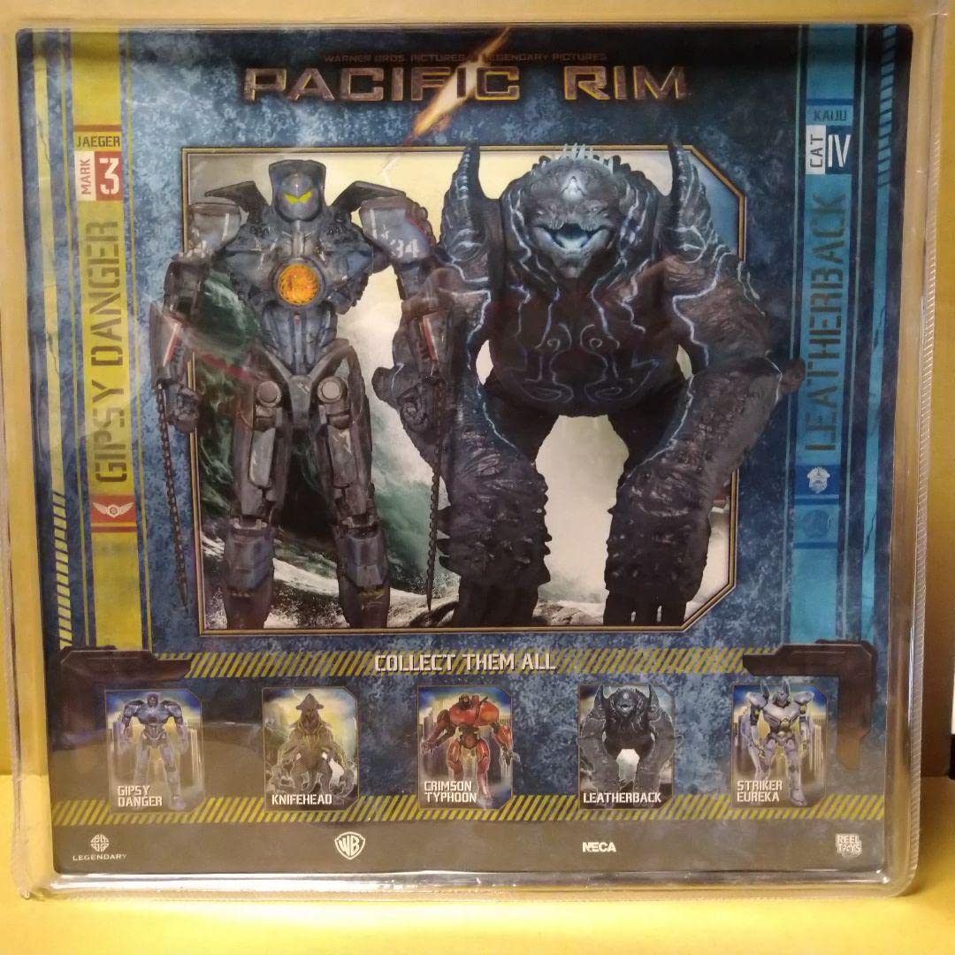 【廃盤モデル】　NEKA社製　パシフィック・リム　アクションフィギュア　セット 廃盤モデル】NEKA社製パシフィック・リムアクションフィギュアセット