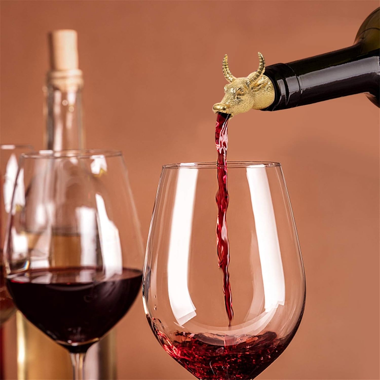 Bull Head Wine Pourer Set Gold Animal Design Zinc Alloy Silicone Aerator Stoppers Bottle Opener for Wine Lovers