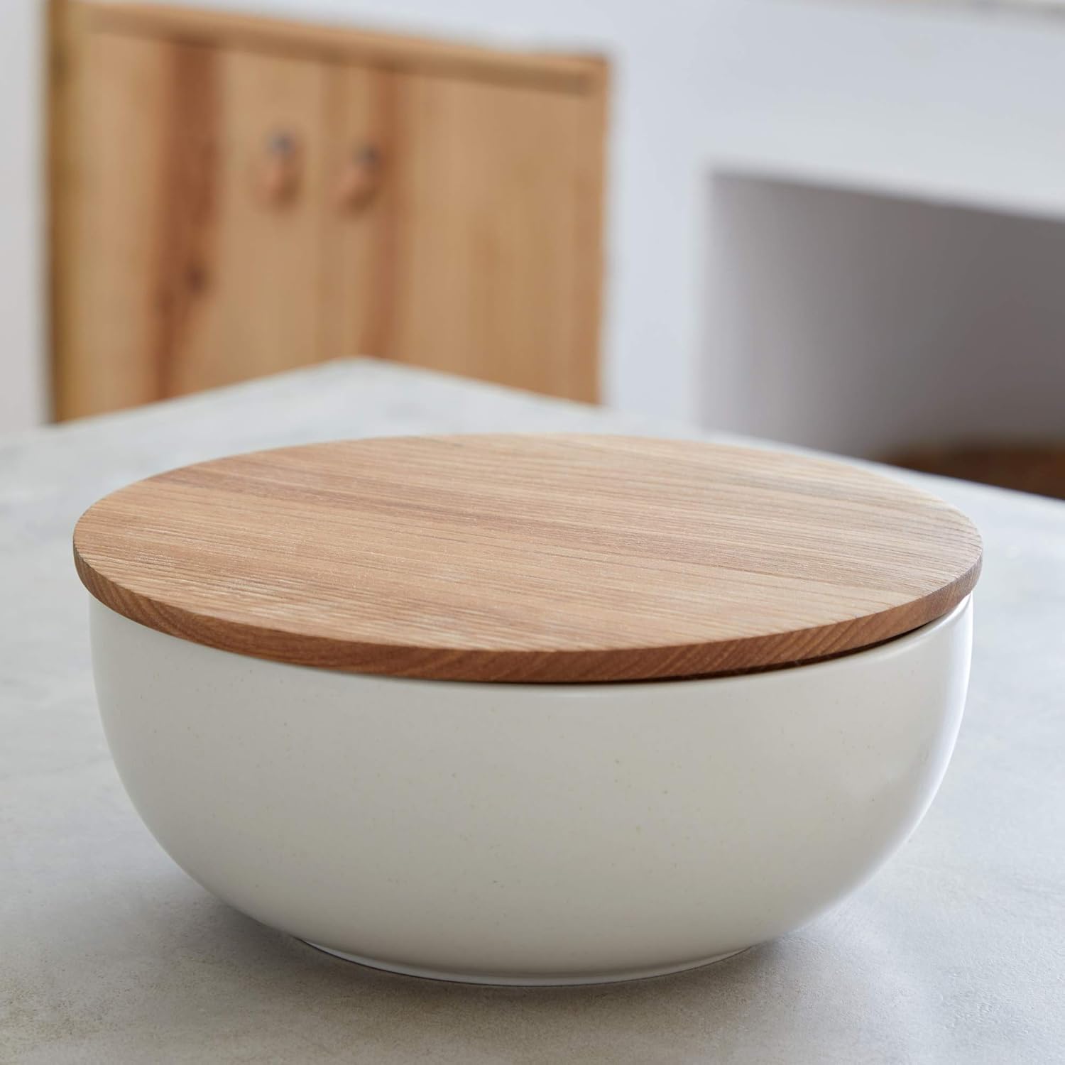 Casafina Ceramic Stoneware 10" x 4", 101 oz Serving Bowl with Lid - Pacifica Collection, Vanilla | Microwave & Dishwasher Safe Dinnerware | Food Safe Glazing | Restaurant Quality Serveware