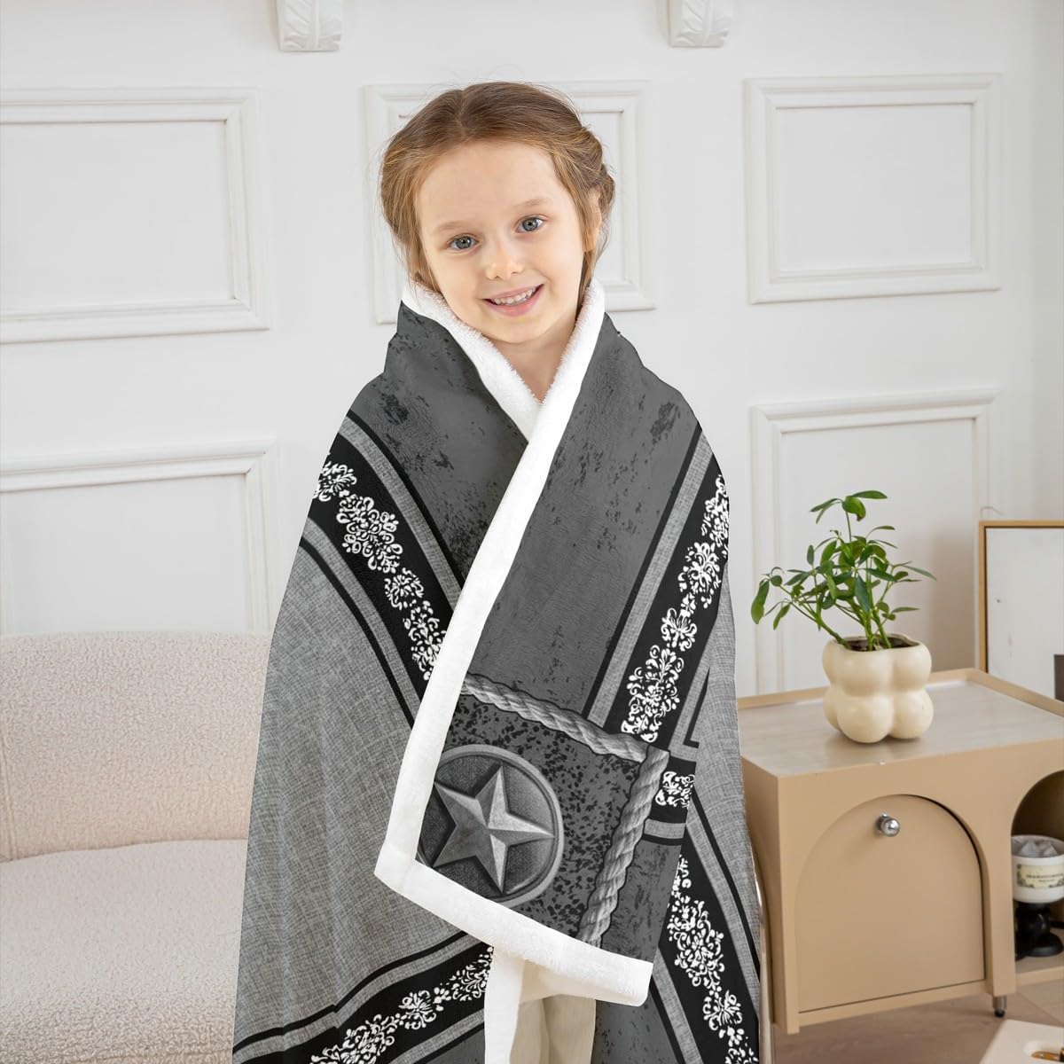 jejeloiu Rustic Bear Decor for Livingroom Wildlife Hunting Theme Fleece Throw Blanket for Kids Boys Girls Cabin Sherpa Blanket Grey Wooden Board Decor for Sofa Bed Couch,Baby 30x40 Inches