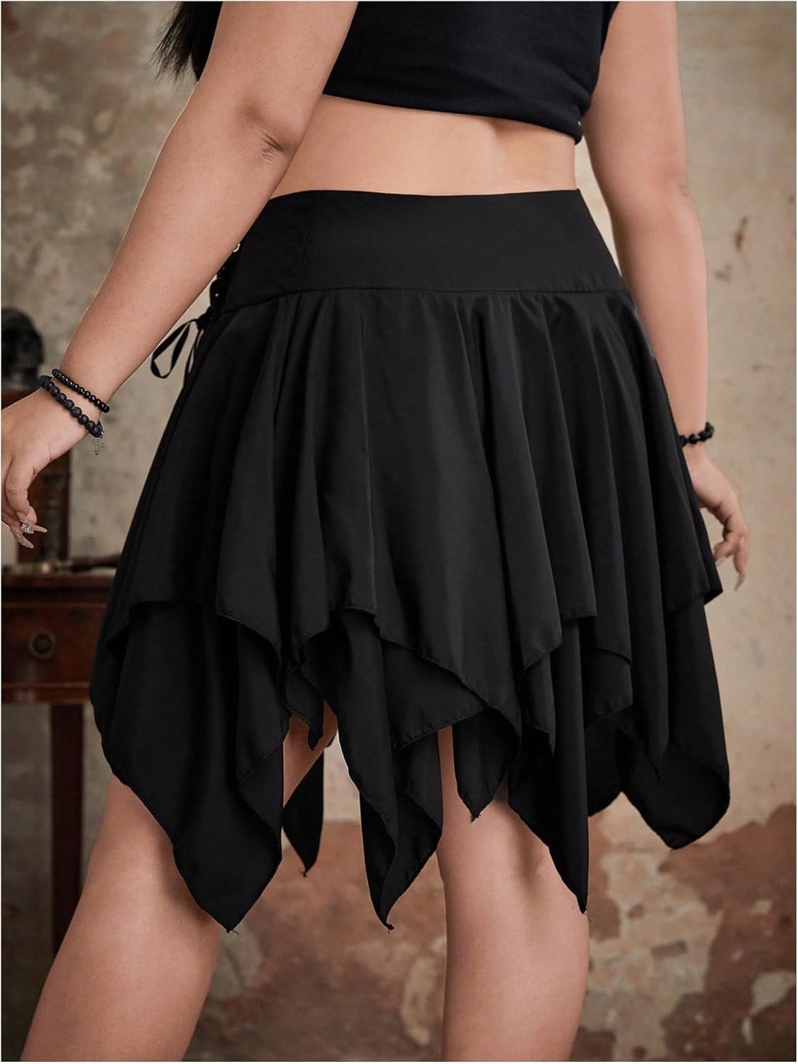 Verdusa Women's Plus Y2k Gothic Skirts Western Boho Renaissance Asymmetrical Lace Fairy Ruffle Cowgirl Mini Skirt - Image 3