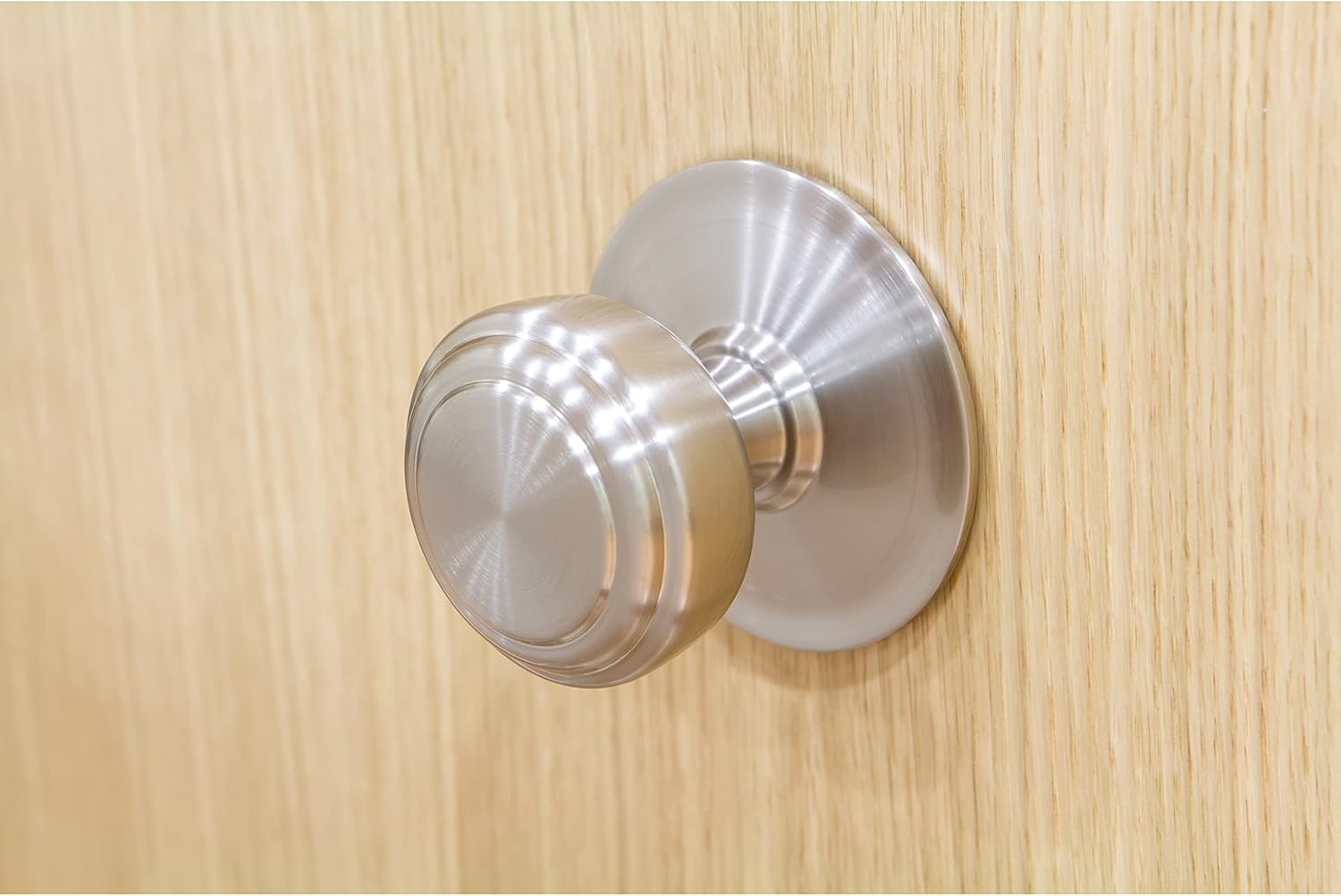 AMIG - Knob Mod 12 Silver Round Solid Brass with Matt Chrome Finish for Exterior Entry Doors - Handle Diameter Ø70 mm · Height 68.5 mm - Includes Fixing Nut