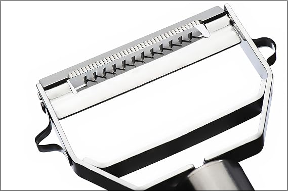 Brieftons Julienne Peeler/Cutter/Slicer: Serrated Stainless Steel Fruit/Vegetable Peeler & Julienne Slicer