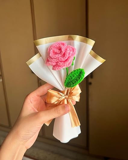 Handmade Crochet Pink Rose Flower Bouquet, Knitted Floral Arrangement