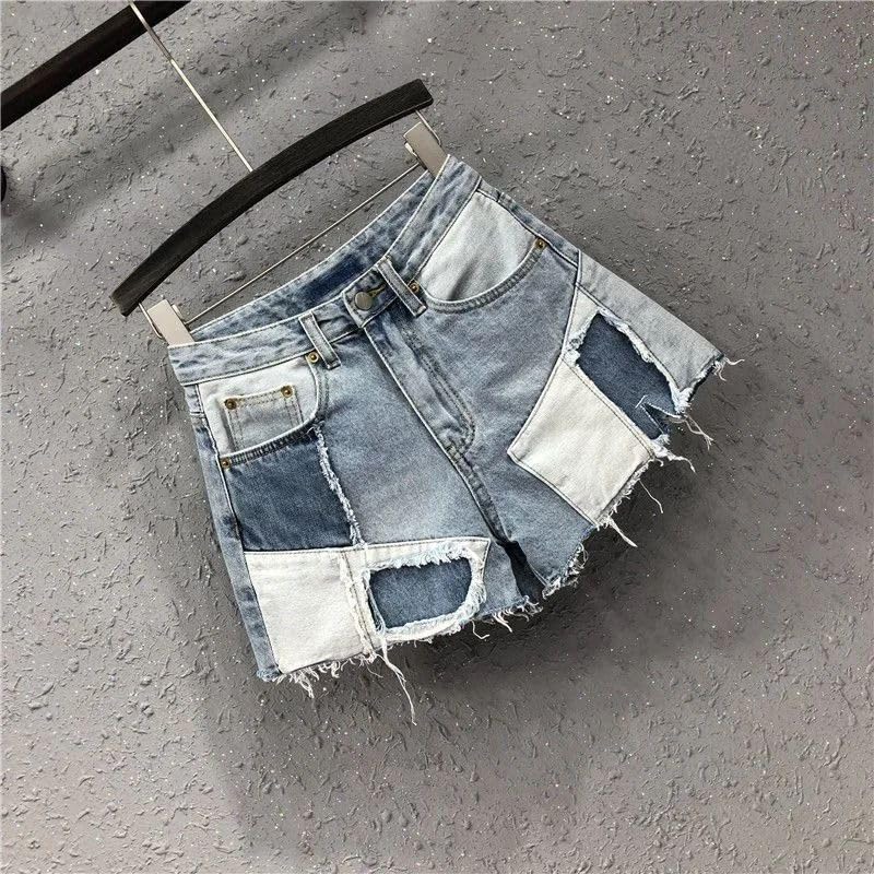 Short en denim patchwork bicolore avec coupe lâche et finitions premium - 5