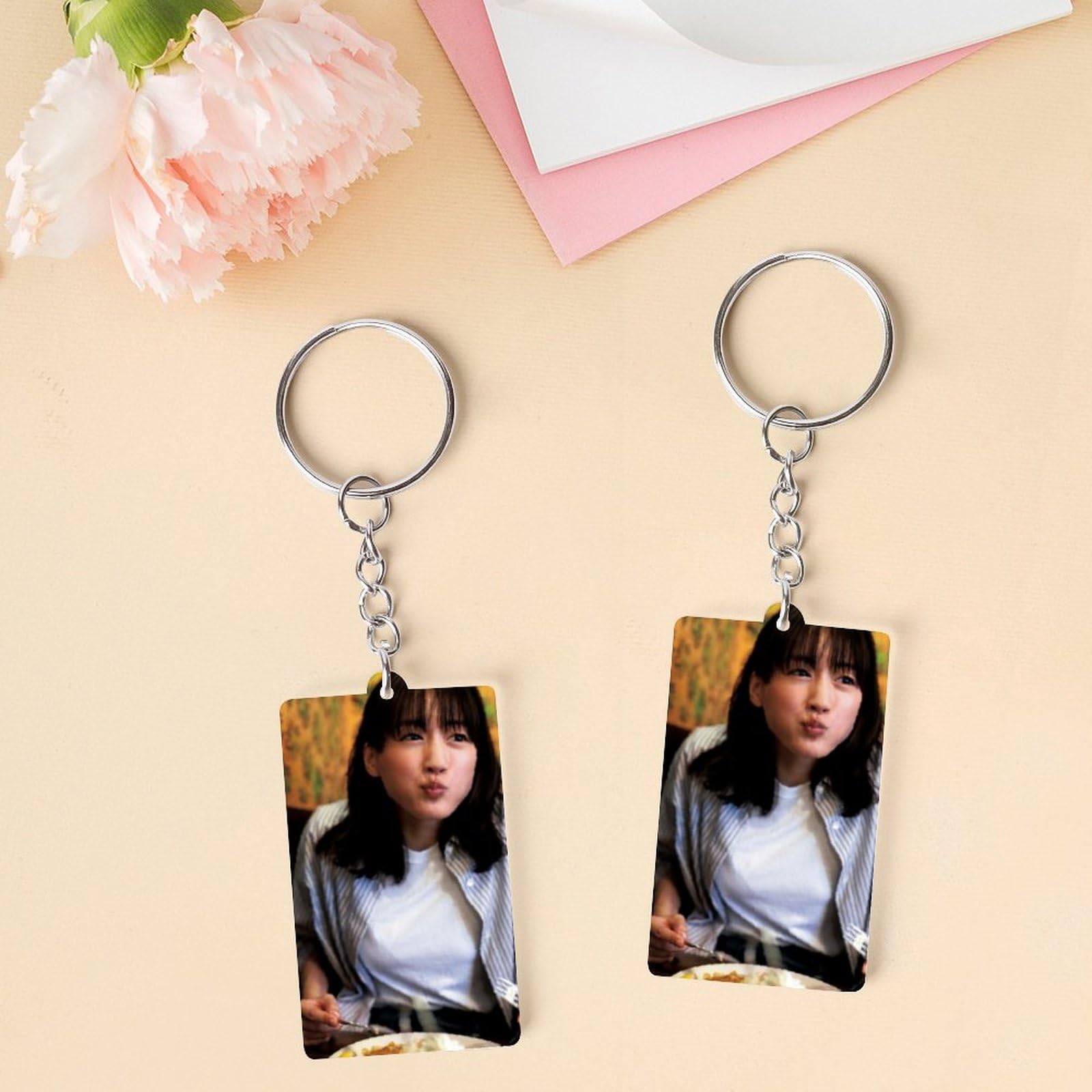 Amazon.co.jp: 綾瀬はるか キーホルダー レギュラー スクエア 定番
