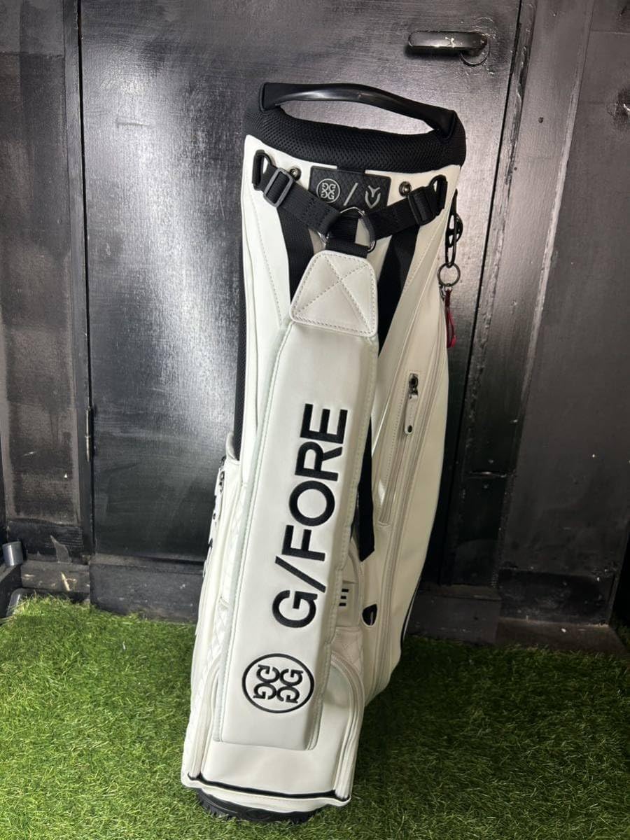 G/FORE スカル スタンドキャディバッグ ホワイト＆ブラック Amazon | ジーフォア G/FORE スカル スタンドキャディバッグ | ノー