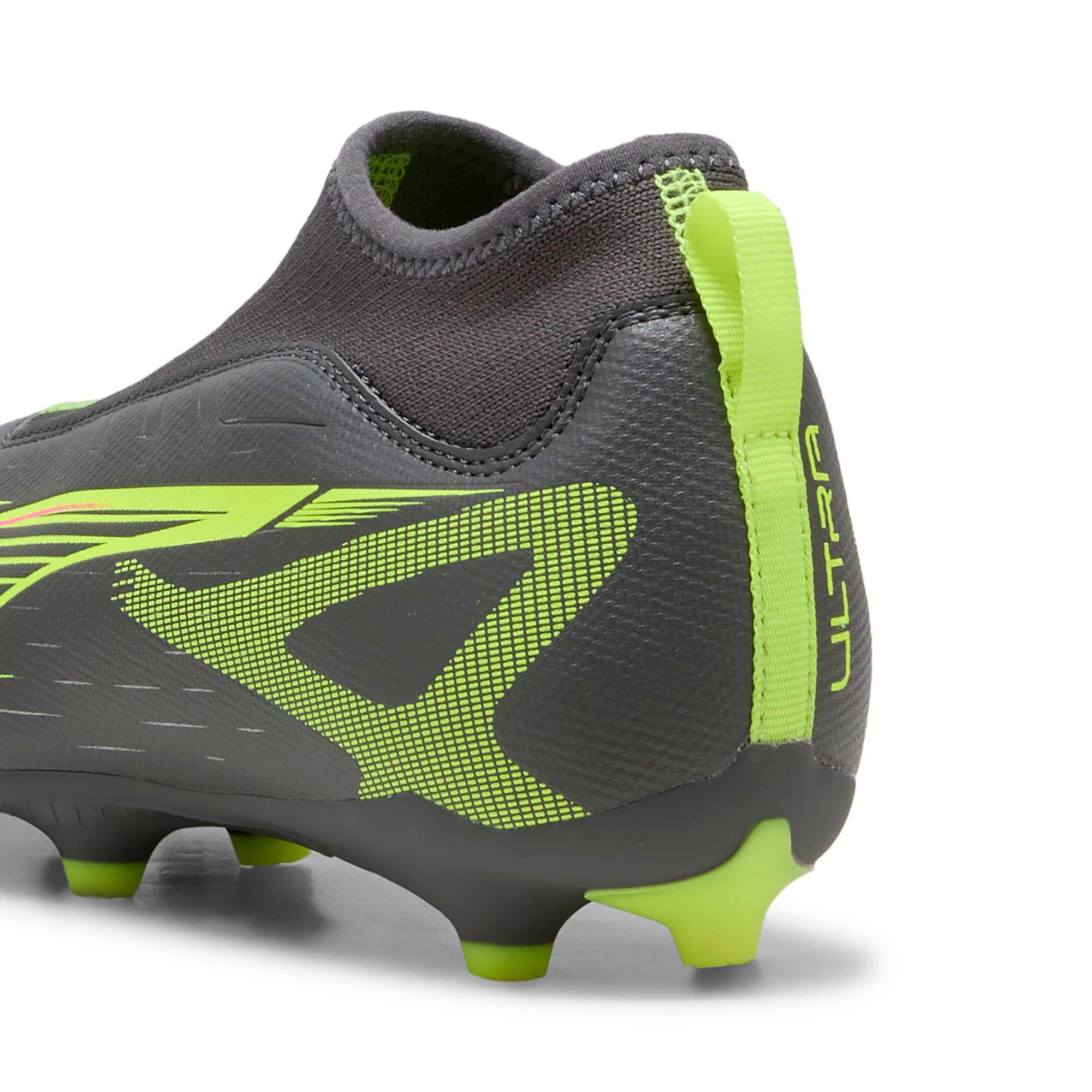 Puma Kids Cloud Ultra 5+ Match - Botas de fútbol para terreno firme