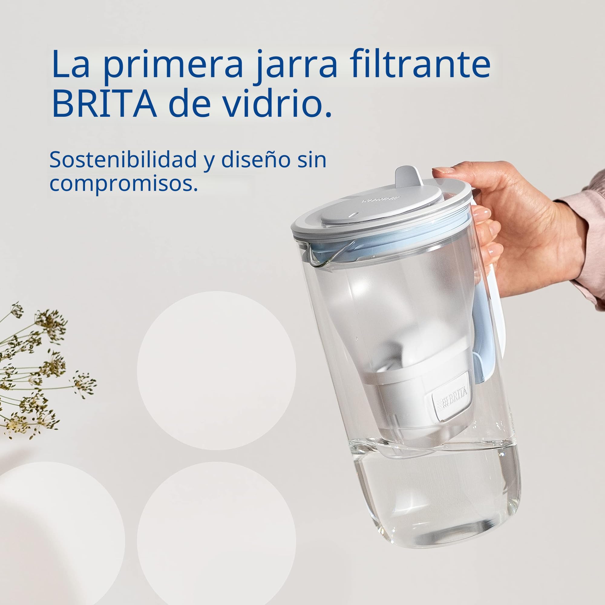 BRITA Jarra filtrante de vidrio (2,5 L) incl. 1x filtro BRITA MAXTRA PRO All-in-1 que reduce cloro, cal, PFAS y metales - Jarra premium