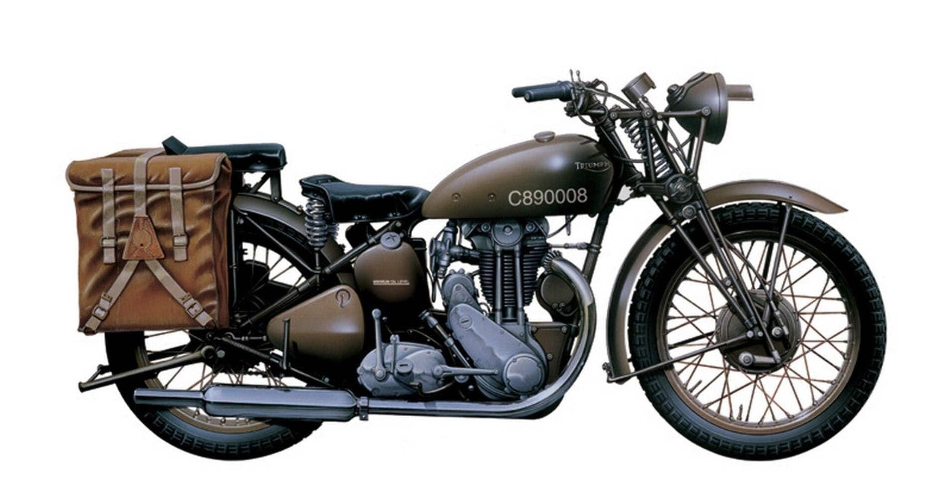 KIT DA MONTARE IN SCALA COMPATIBILE CON TRIUMPH 3 HW MOTORCYCLE KIT 1:9 ITALERI IT7402
