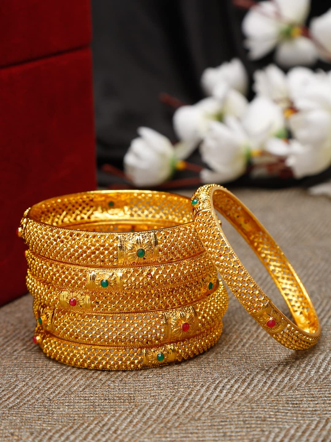 Plated Set of 6 Traditional Bangles (13848b_2.8)