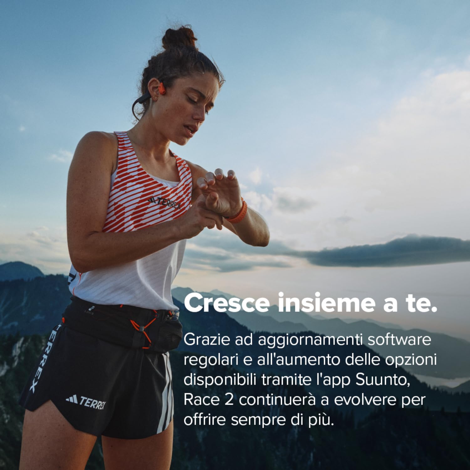 SUUNTO Race 2 Orologio Sportivo GPS, 115+ Modalità Sportive, GPS Dual-Band, Display AMOLED Ampio, Batteria fino a 16 Giorni, Mappe Offline Globali, per Corsa, Ciclismo e Allenamento Outdoor