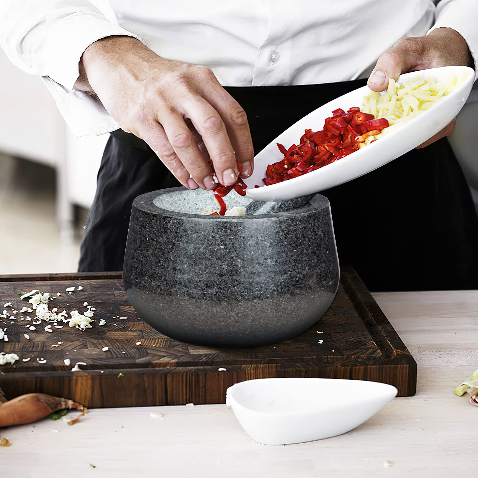 Polished Granite Mortar and Pestle Set, Stone Grinder Bowl for Grinding Herbs Spices, Making Guacamo, Salsa, Pepper and Nuts Crusher