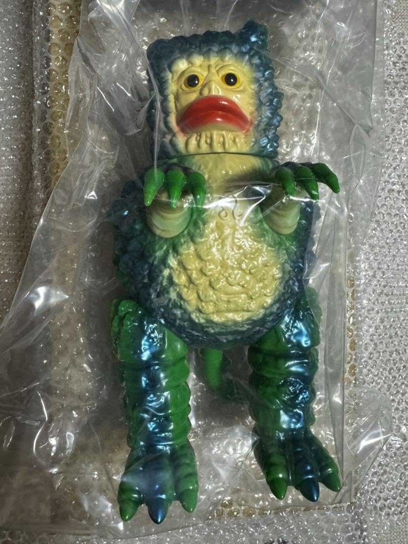 Amazon.co.jp: ガラモンガラモンの逆襲 β版 安楽安作 ソフビ : おもちゃ 