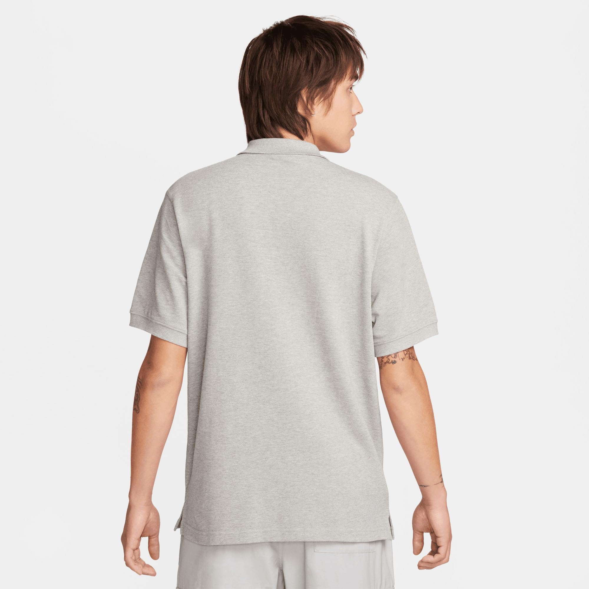 Nike FN3894-063 Nike Club Polo Shirt Hombre DK Grey Heather/White Tamaño M