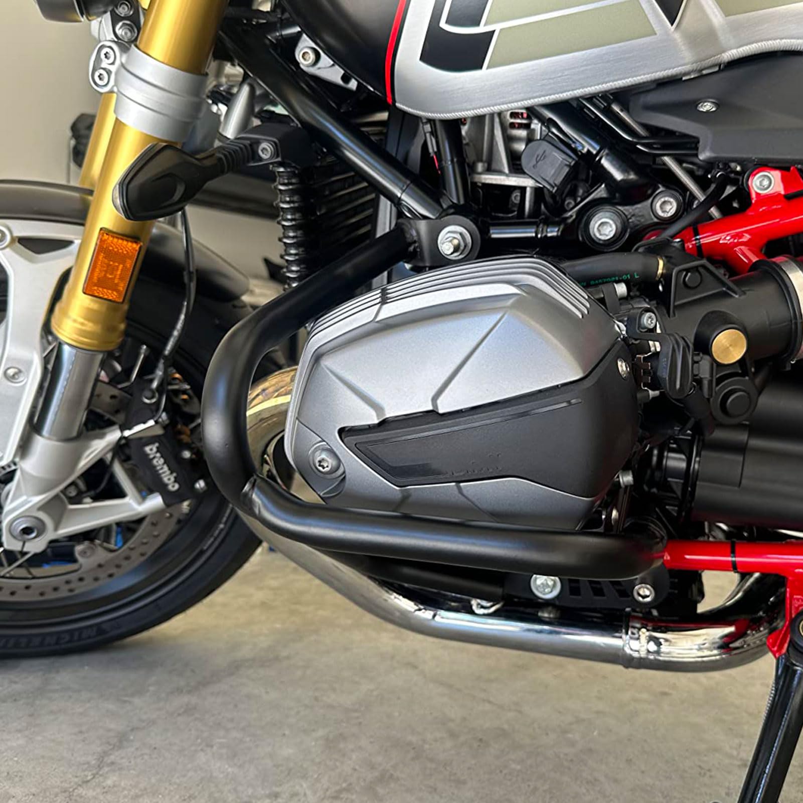 オートバイエンジンバンパープロテクター R ナイン T R9T ピュア