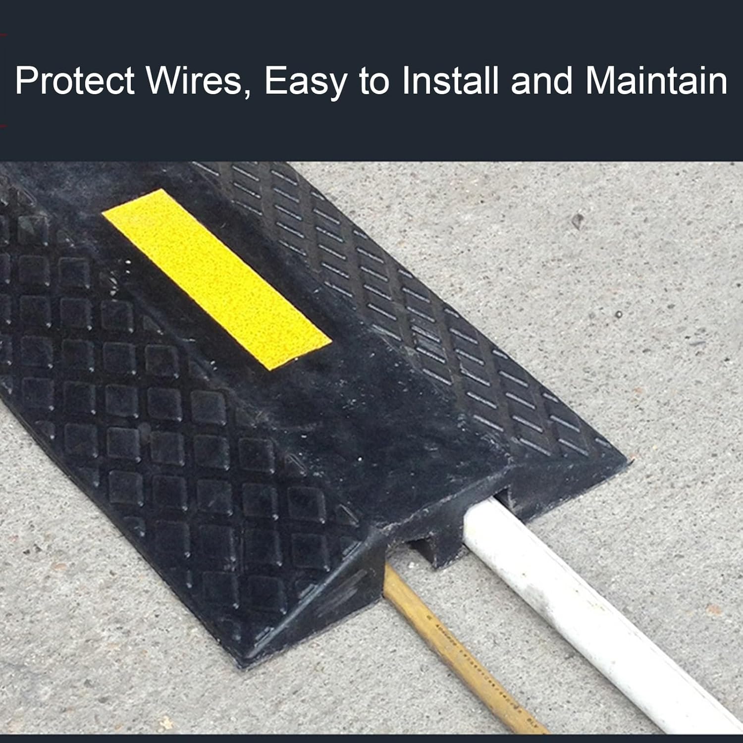 ケーブルプロテクター、2チャンネルスピードバンプ、アスファルトドライブウェイ用高反射イエローストリップ付きコードハイダーケーブルカバ