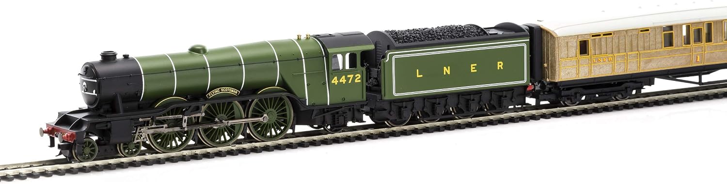 Hornby The Flying Scotsman A1Class #4472 OO Train Set