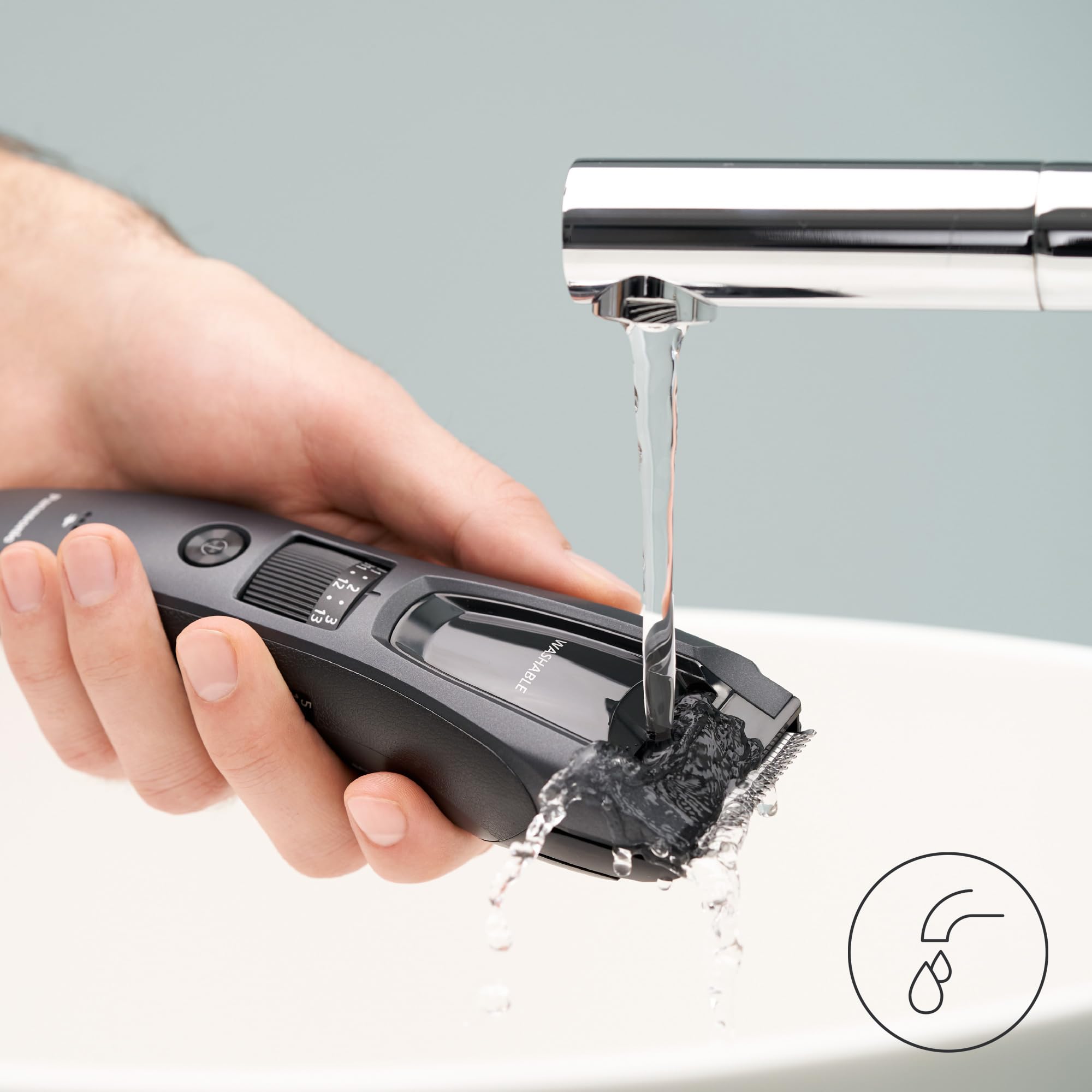 Panasonic ER-GB62-H503 Bart-, Haar- & Körperschneider für Männer, tragbarer, kabelloser, wasserdichter Trimmer, 39 Längeneinstellungen, 3 Aufsätze, kabelloser & kabelgebundener Betrieb, Mattgrau