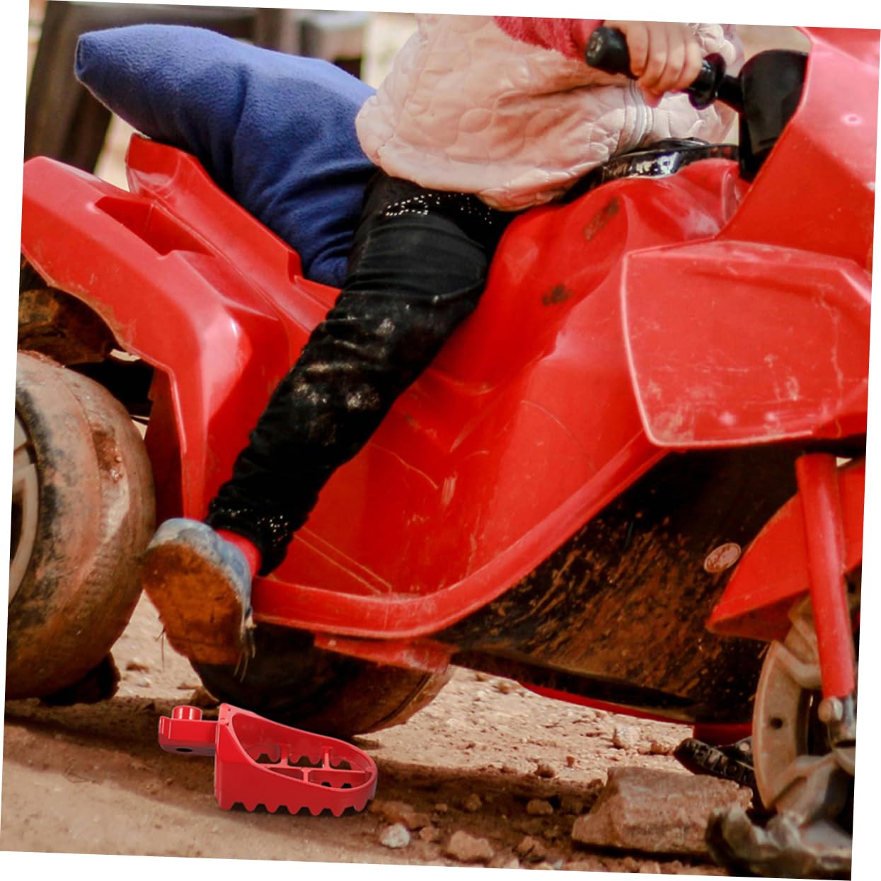 4 Estriberas de Aluminio Rojas para Pit Bike y Mini Bike, Cómodas para Apoyar los Pies, Diseño Atractivo para Jóvenes Pilotos y Niños